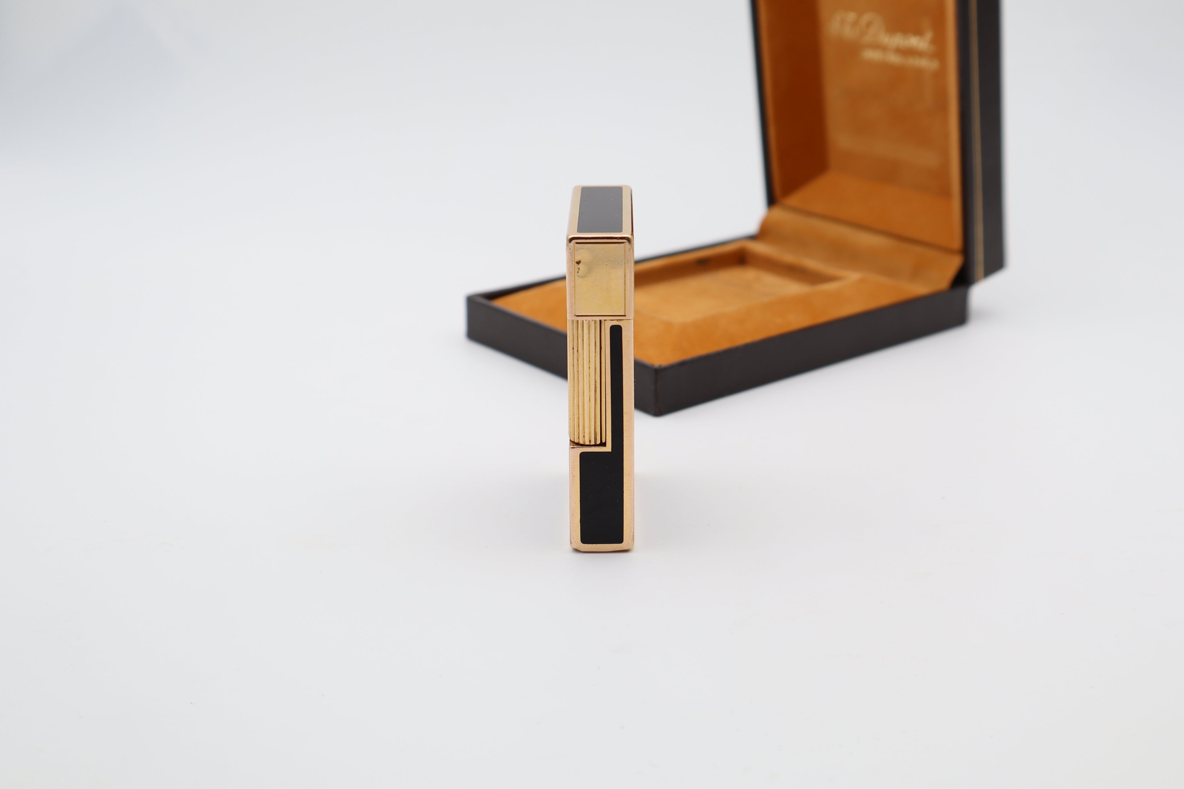 S.T. Dupont Ligne 2 Black Laque de Chine with box