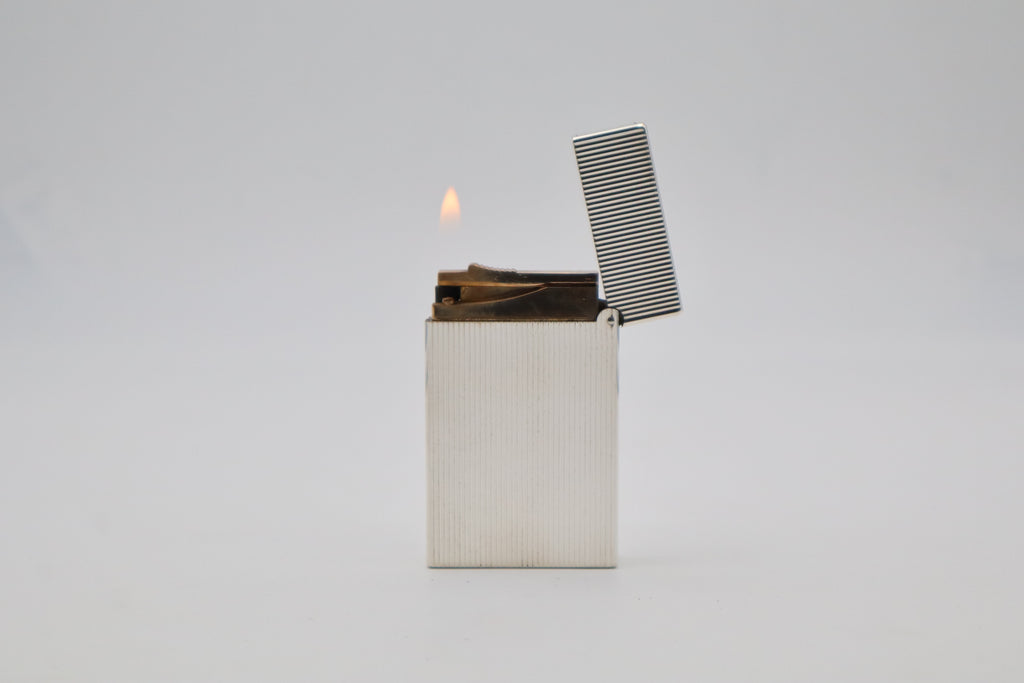 S.T. Dupont Ligne 2 silver vertical stripes lighter