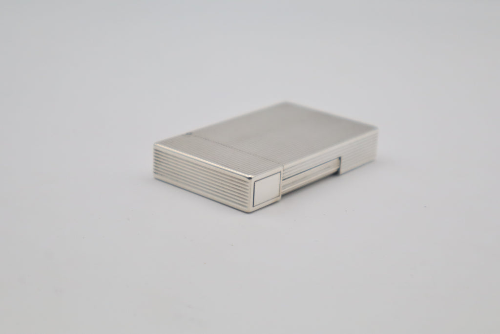 S.T. Dupont Ligne 2 silver vertical stripes lighter