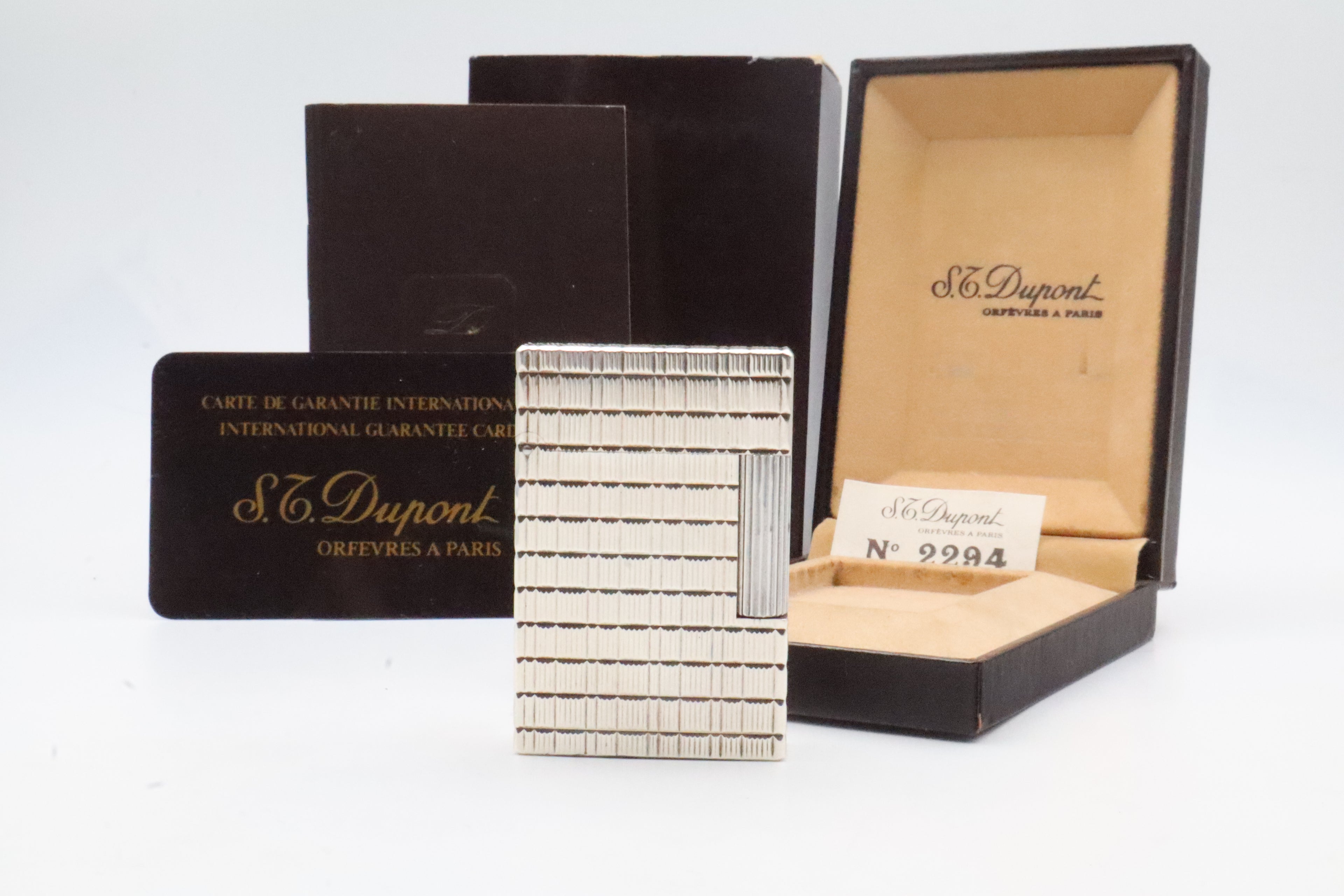 S.T. Dupont Ligne 2 Prince of Wales Silver NEW OLD STOCK lighter