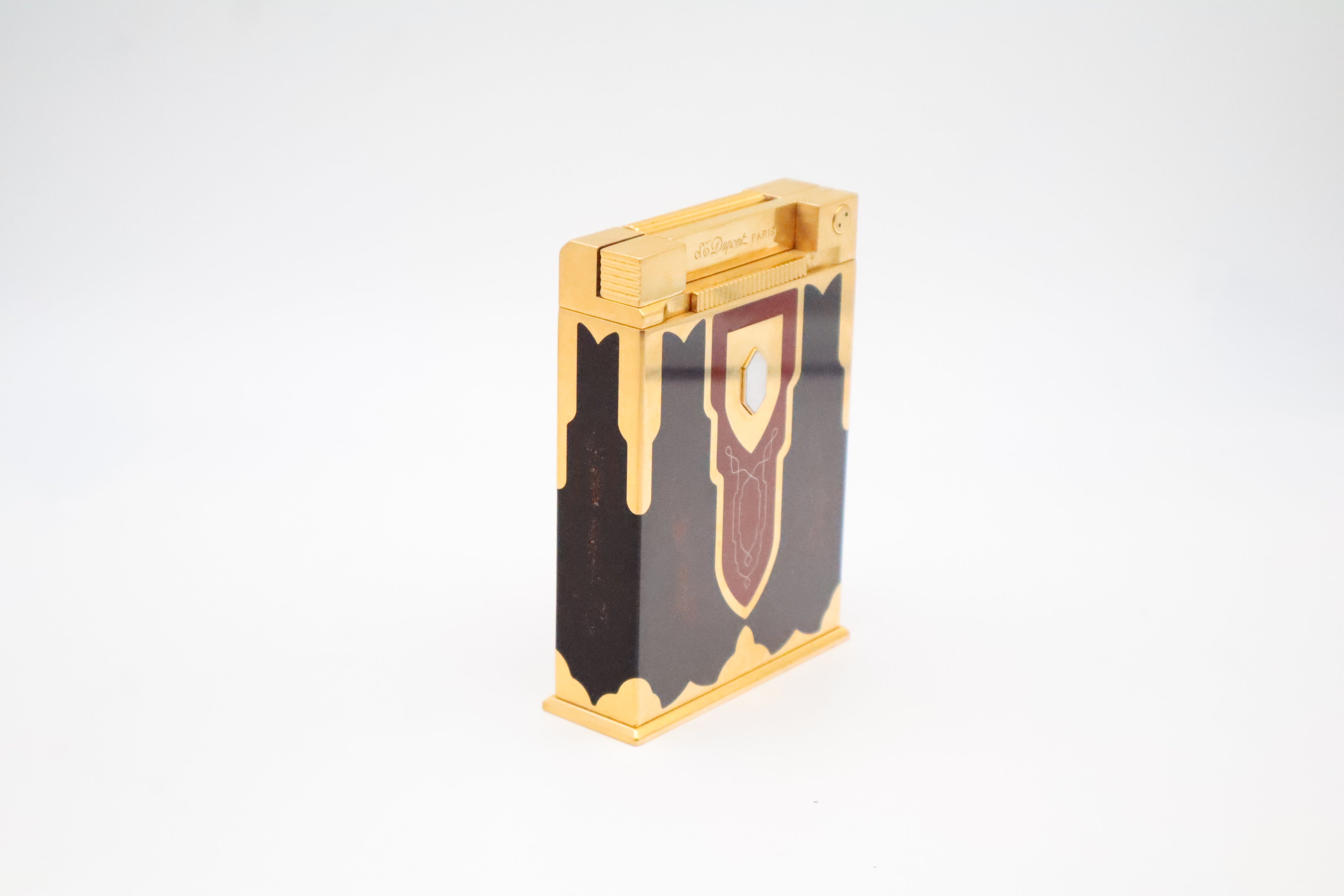 S.T. Dupont Jeroboam Maharajah table lighter