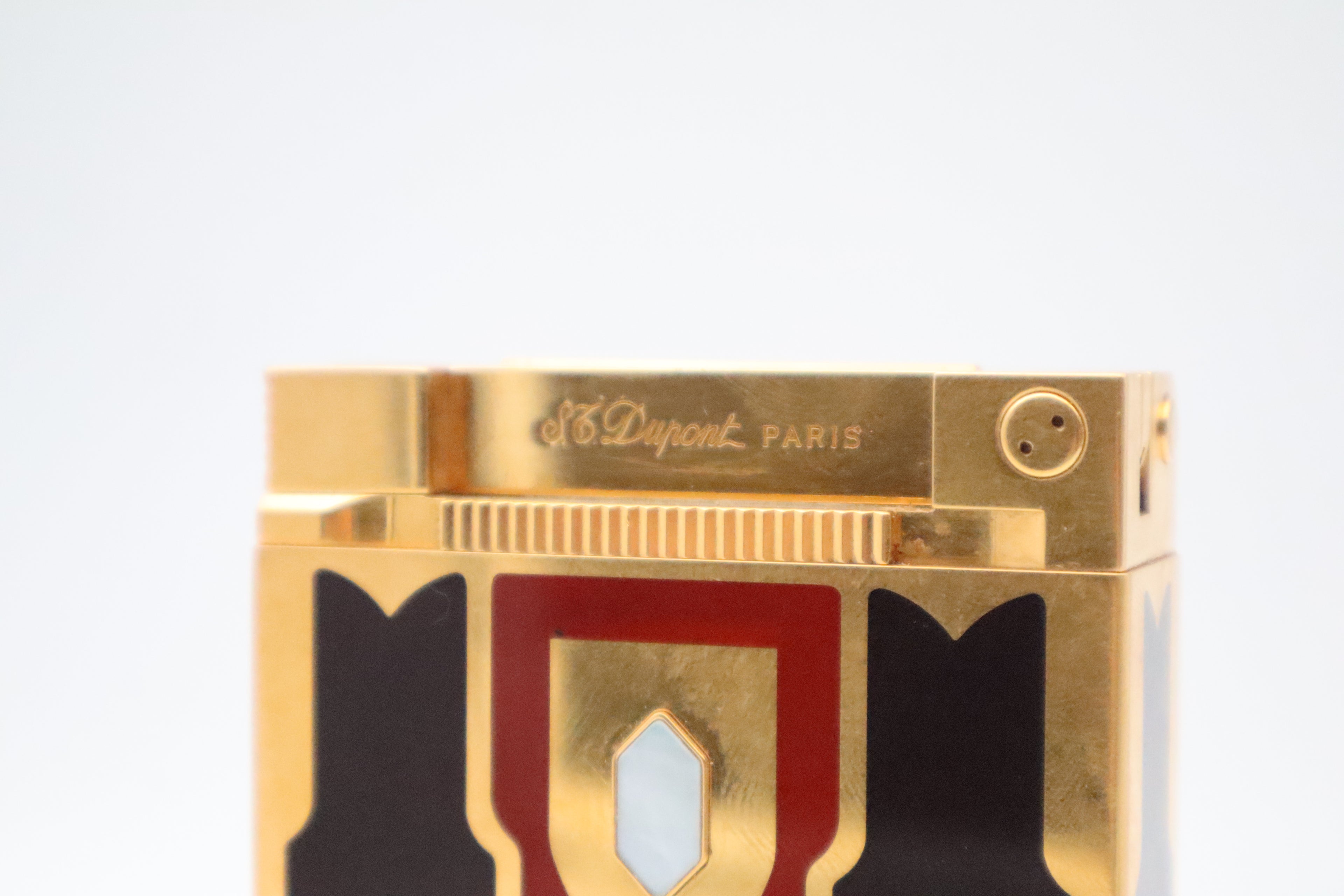 S.T. Dupont Jeroboam Maharajah table lighter