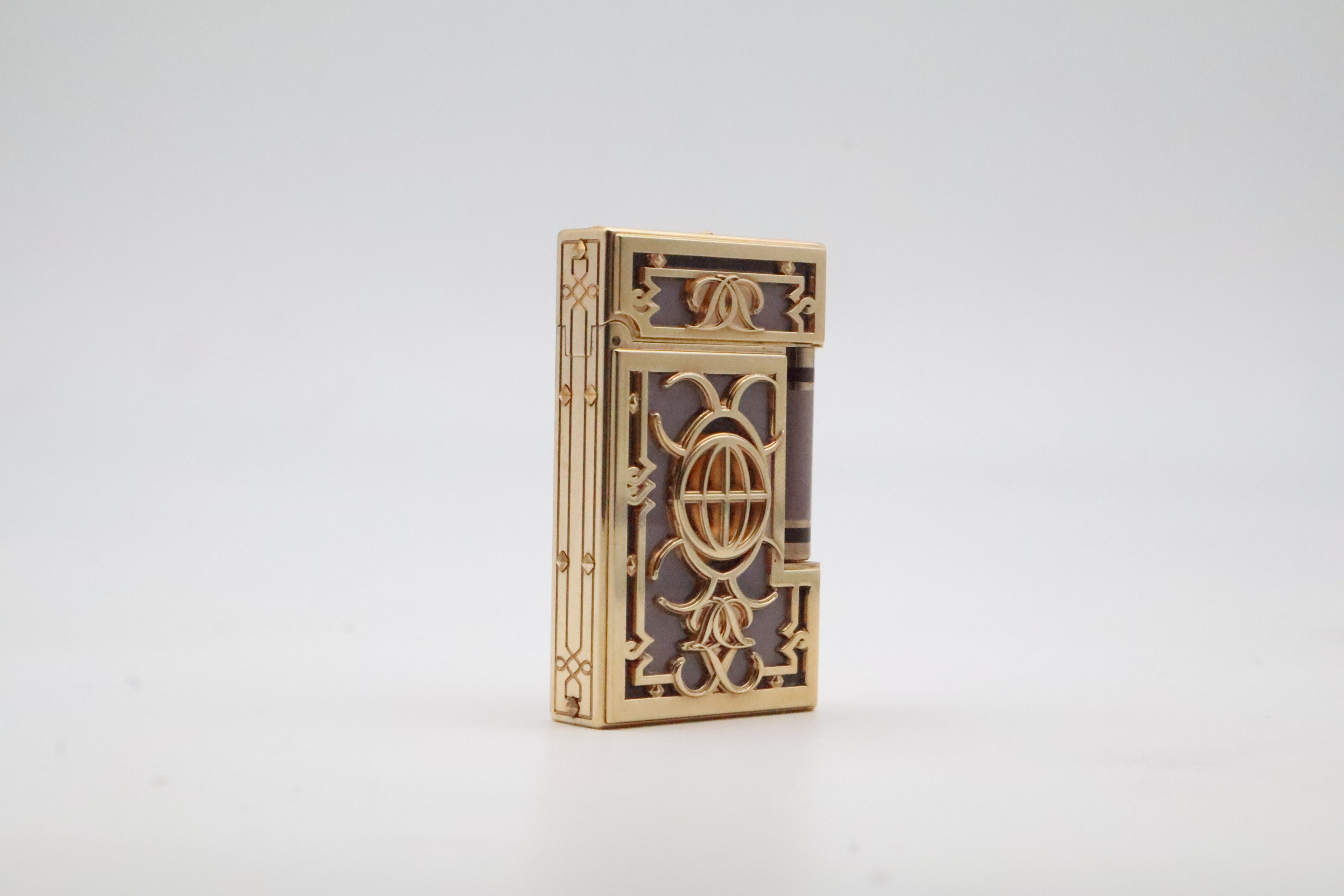S.T. Dupont New York 5th Avenue Limited Edition lighter NEW OLD STOCK