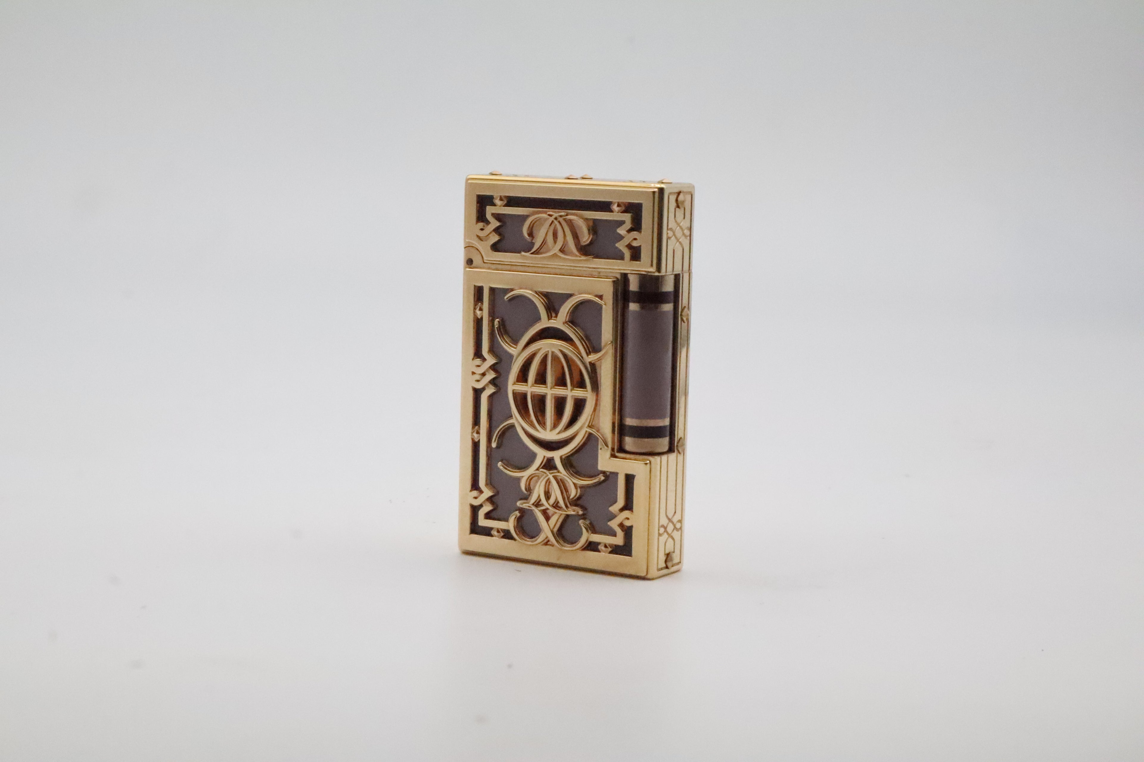 S.T. Dupont New York 5th Avenue Limited Edition lighter NEW OLD STOCK