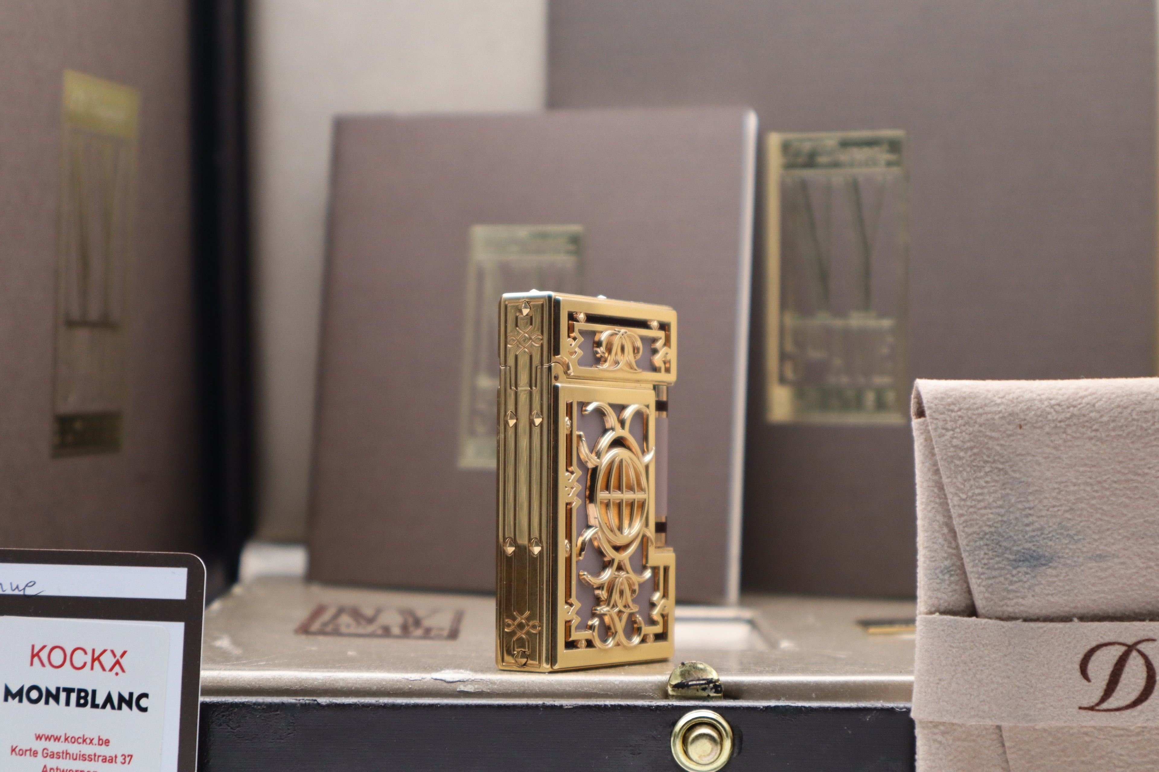 S.T. Dupont New York 5th Avenue Limited Edition lighter NEW OLD STOCK