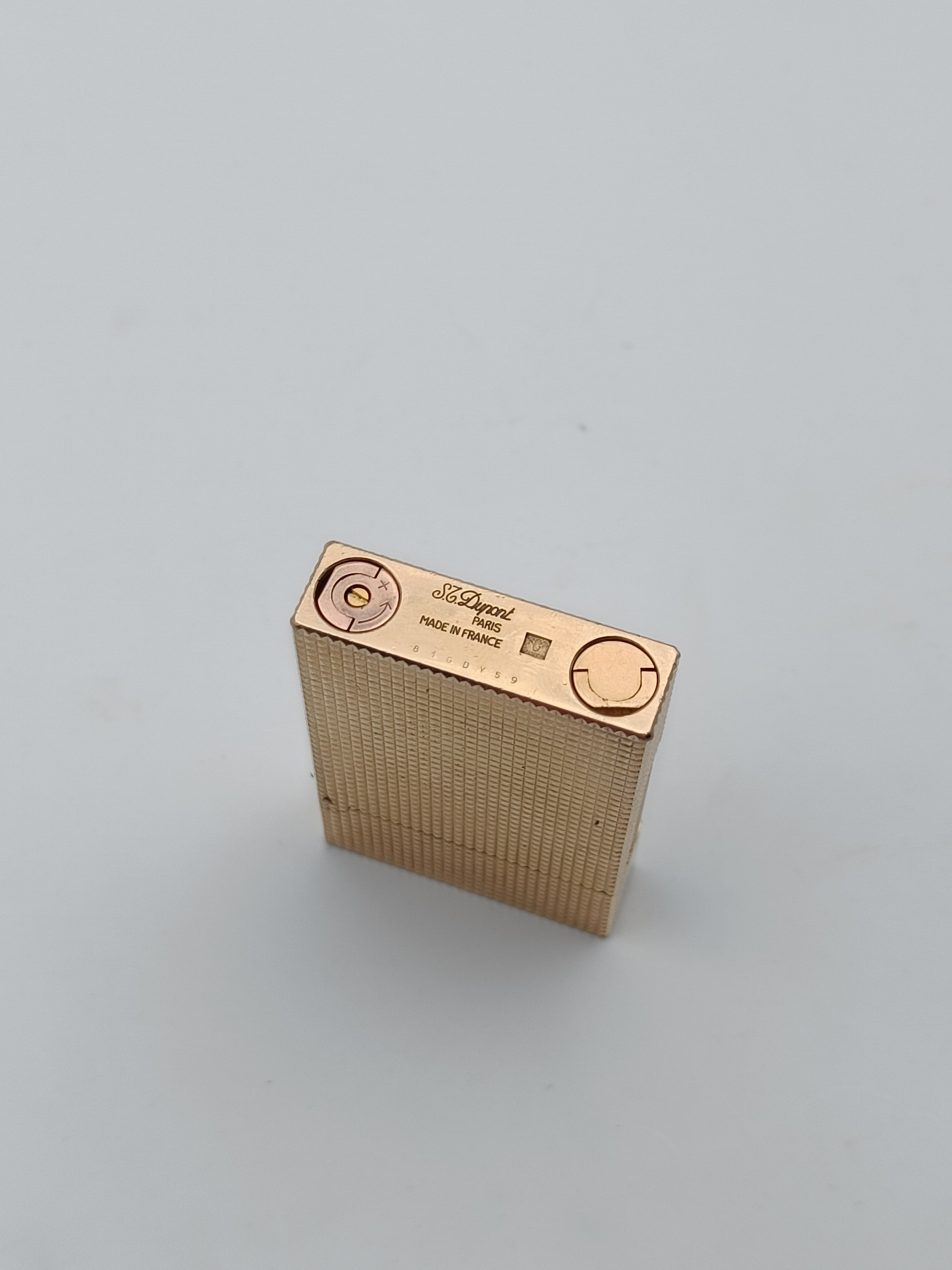 S.T. Dupont Ligne 2 Diamond Tip Gold