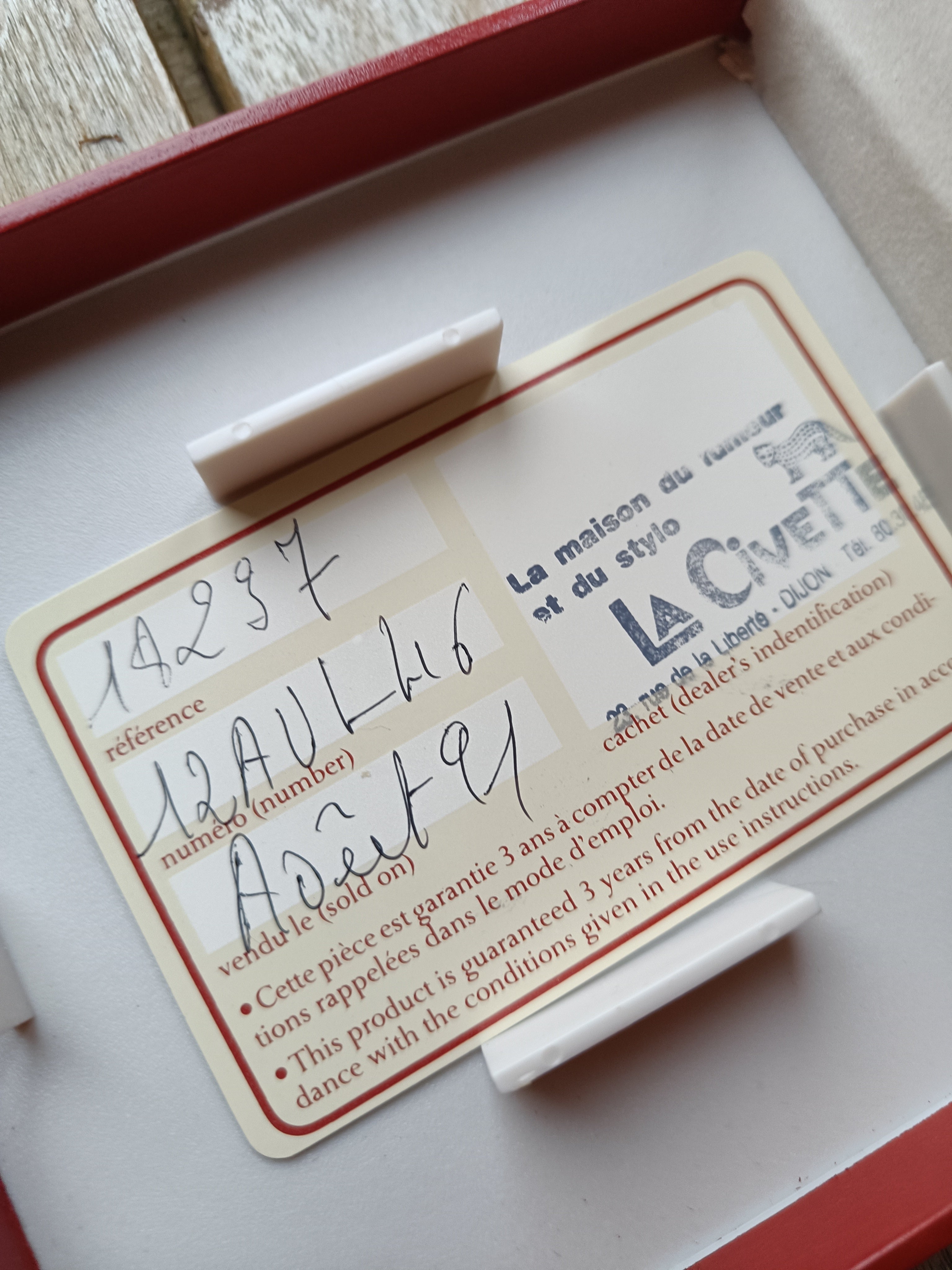 Mint S.T. Dupont Gatsby with box and papers