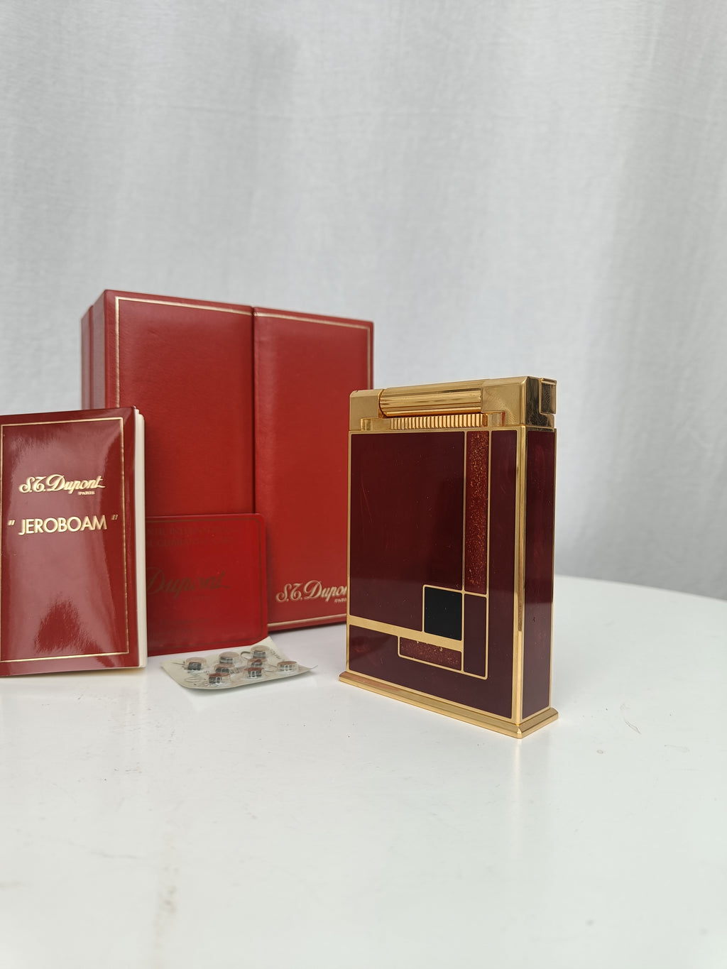 Mint S.T. Dupont Jeroboam Art Deco Laque de Chine ref. 027597 with box and papers