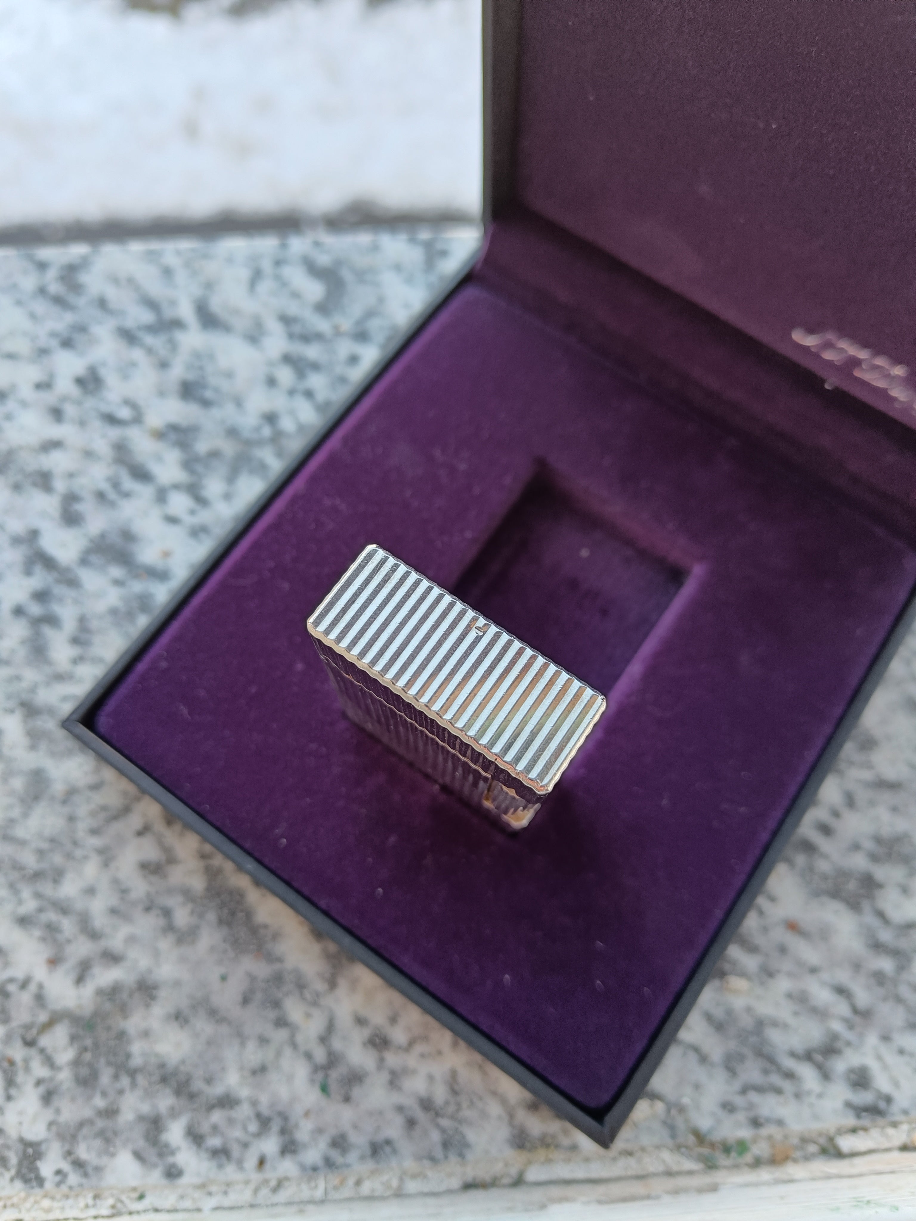 ST Dupont Ligne 1 silver vertical stripes