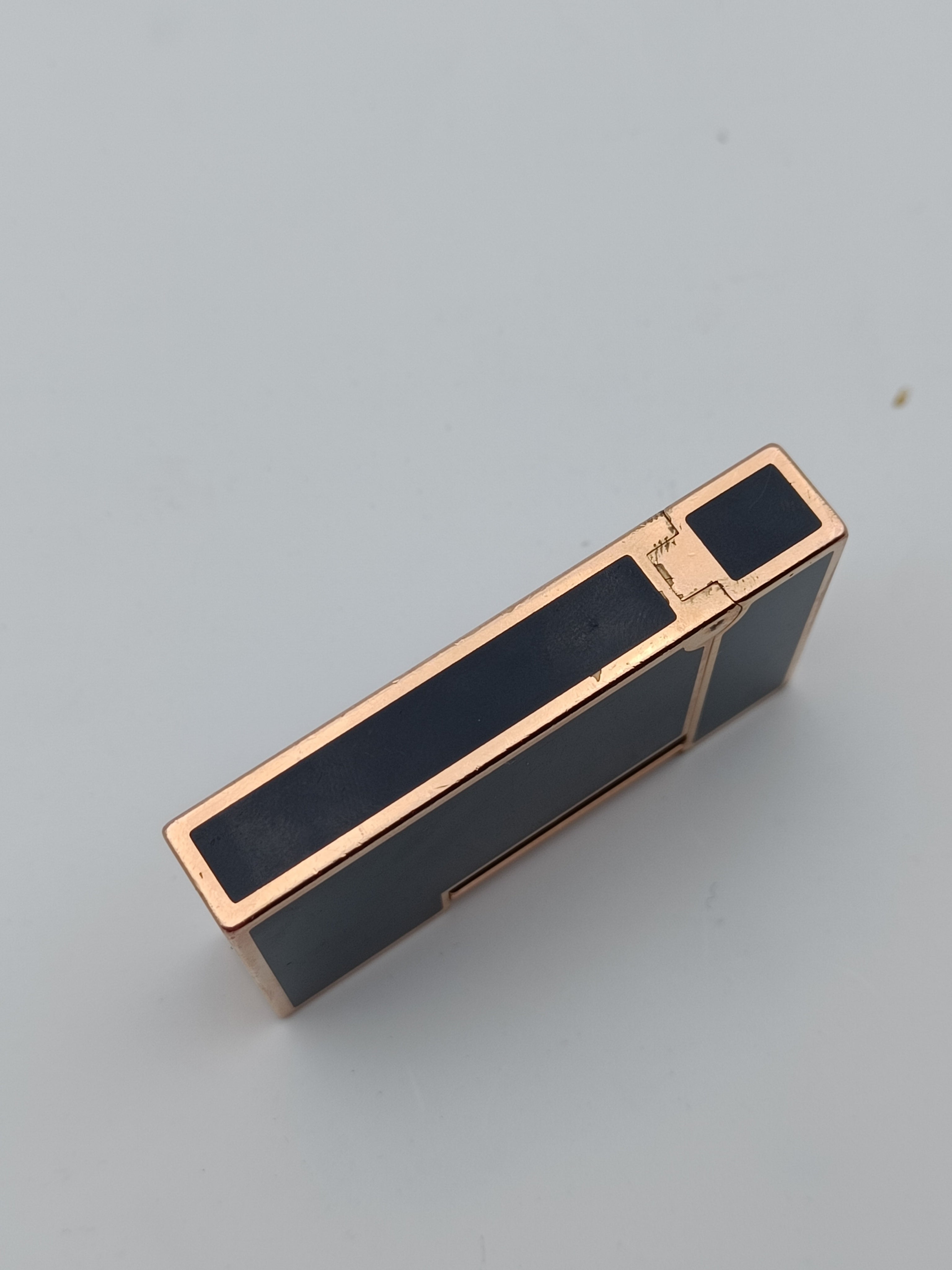 S.T. Dupont Ligne 2 dual flame laque de chine Blue