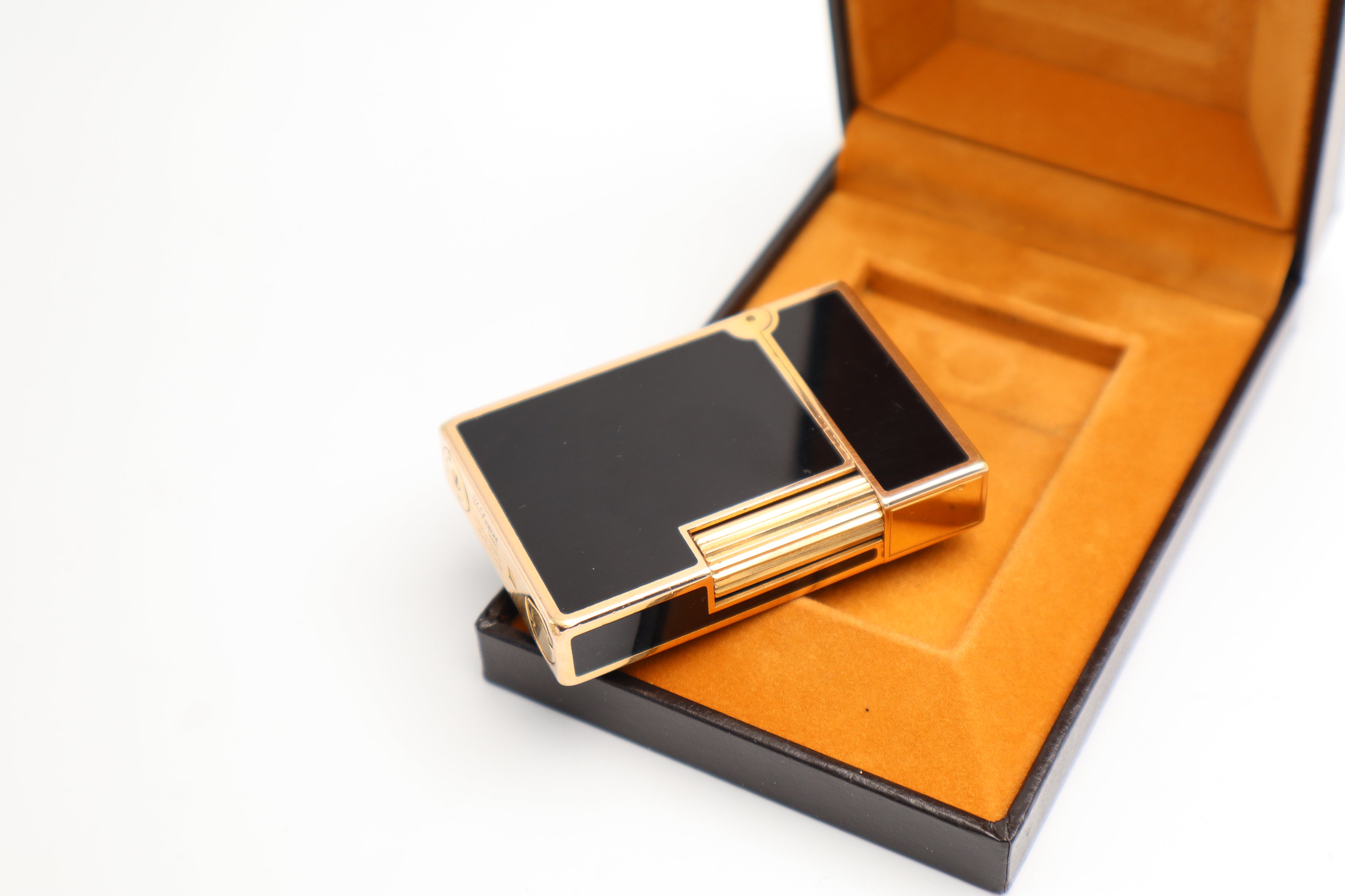S.T. Dupont Ligne 2 Black Laque de Chine with box