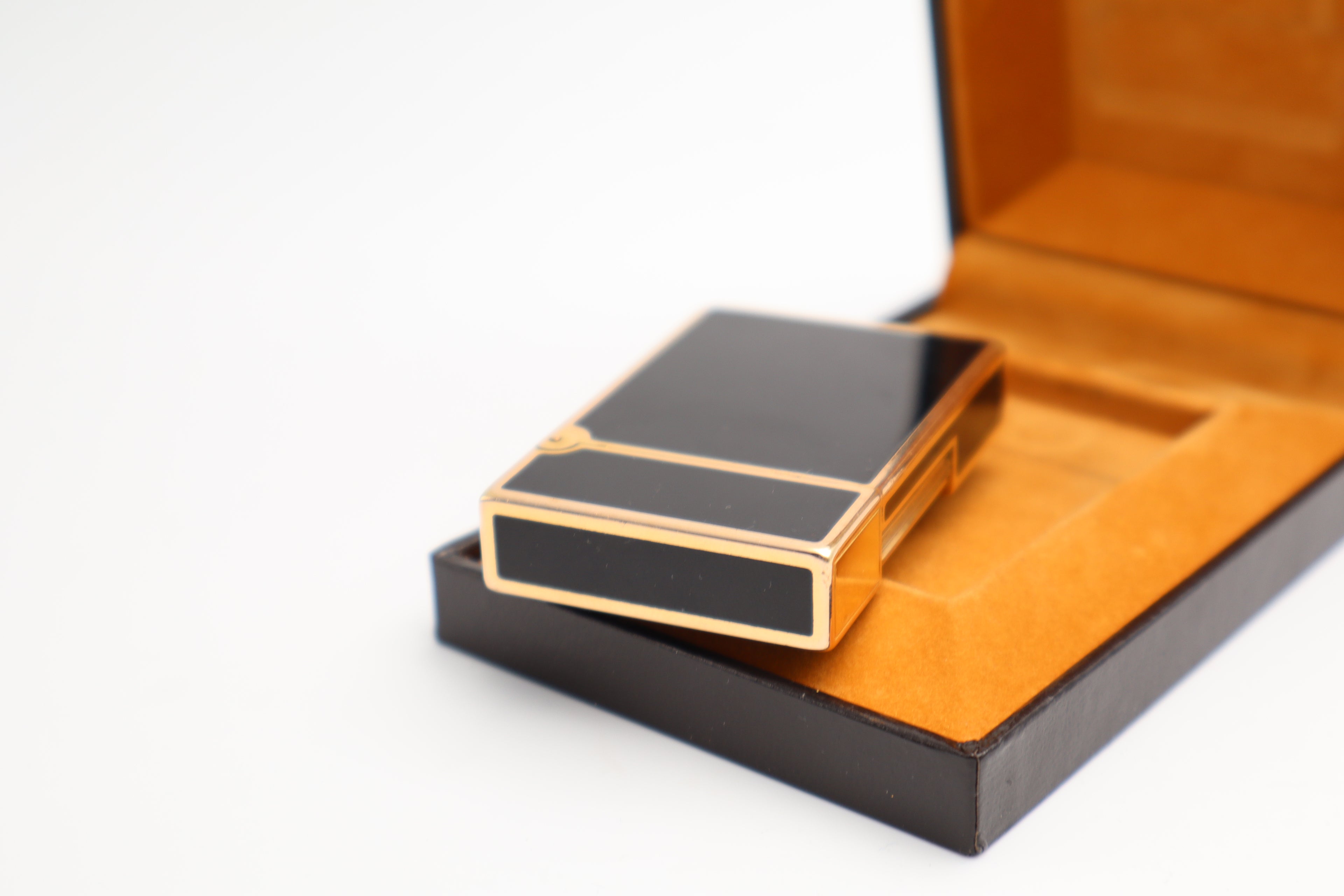 S.T. Dupont Ligne 2 Black Laque de Chine with box