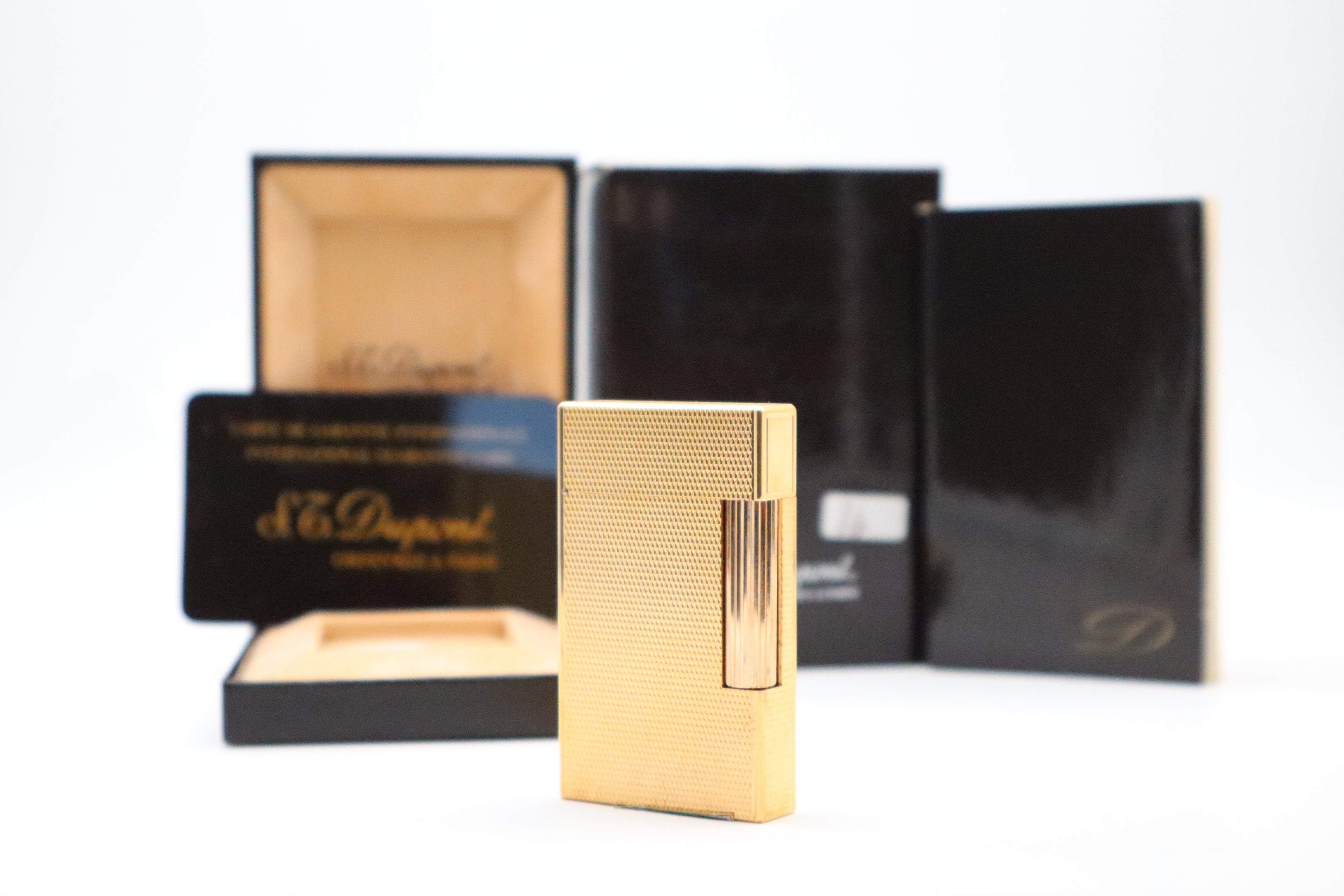 S.T. Dupont Ligne 2 Grain d'Orge NOS lighter with box
