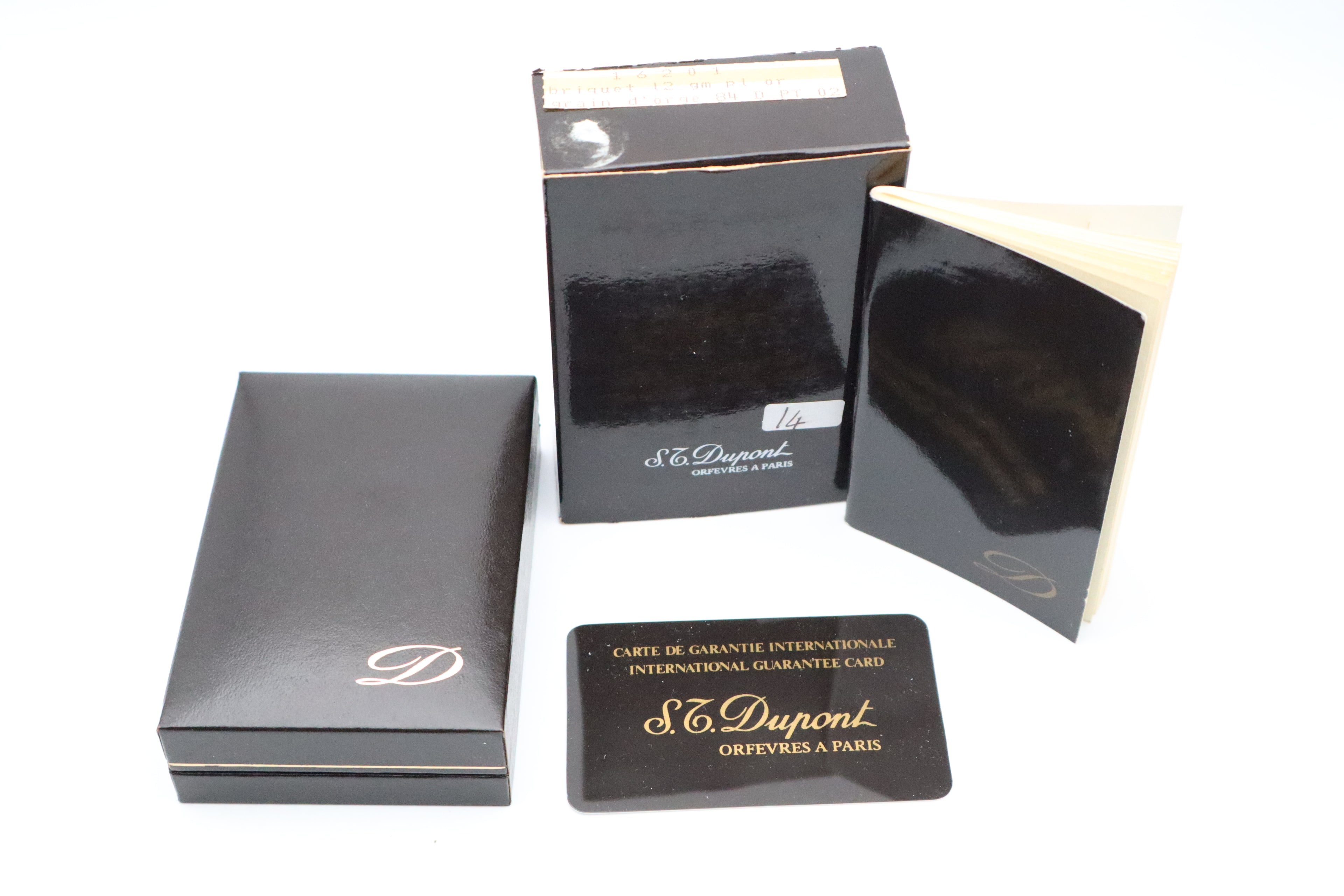 S.T. Dupont Ligne 2 Grain d'Orge NOS lighter with box