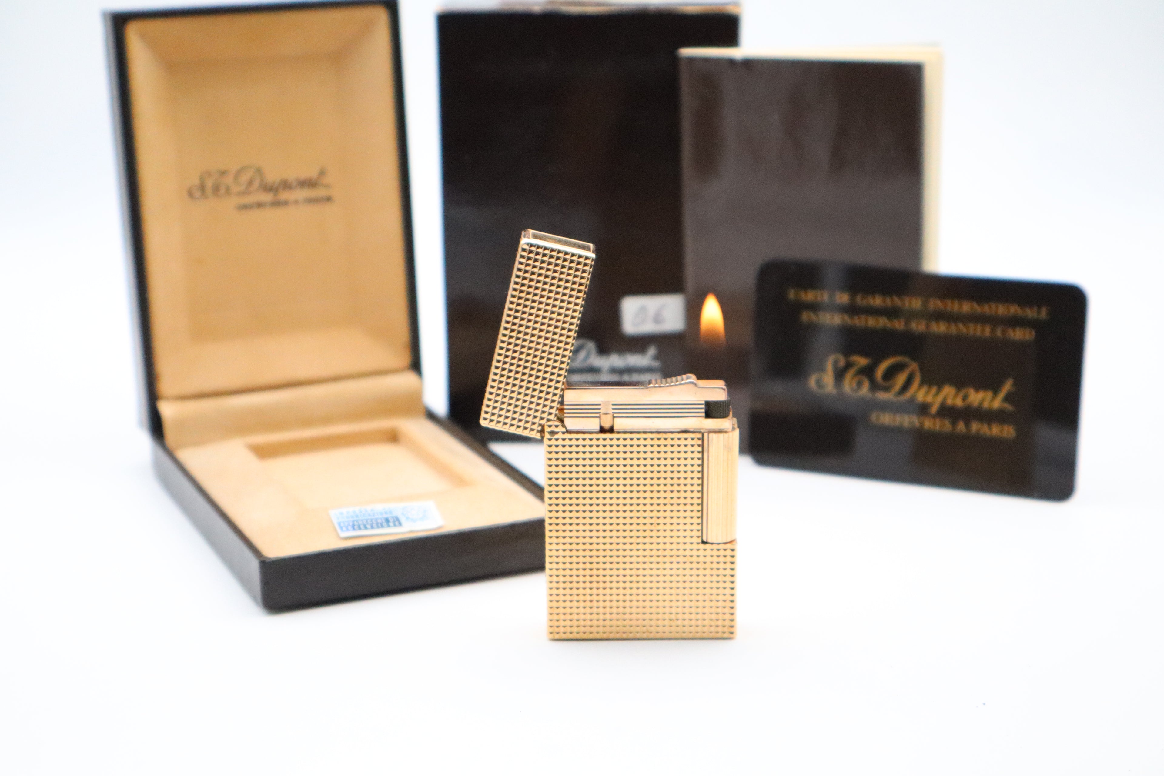 S.T. Dupont Ligne 2 NOS pointe diamond with box and papers