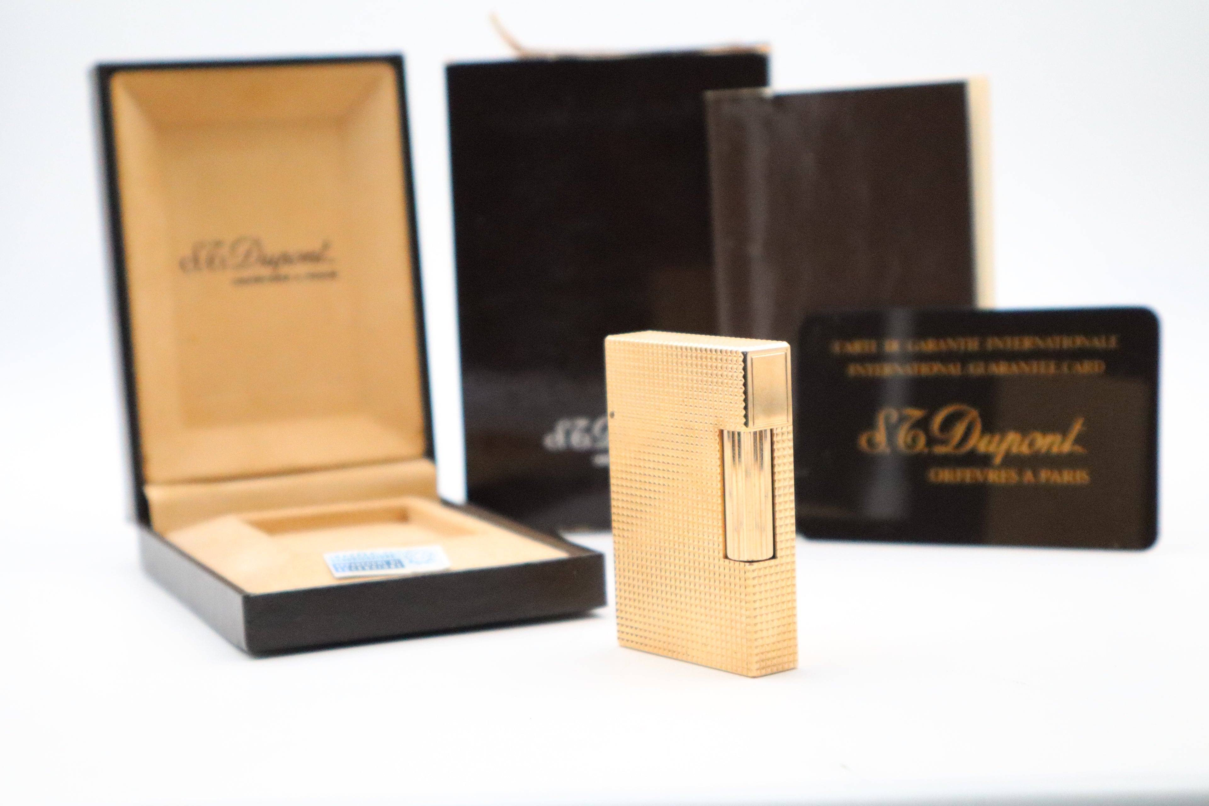 S.T. Dupont Ligne 2 NOS pointe diamond with box and papers