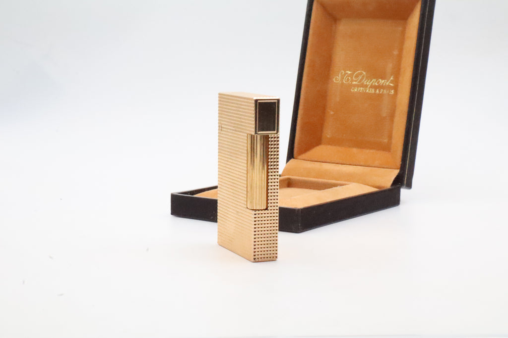 S.T. Dupont Ligne 2 Diamond Tip lighter
