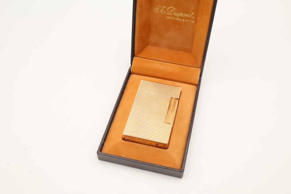 S.T. Dupont Ligne 2 Diamond Tip lighter