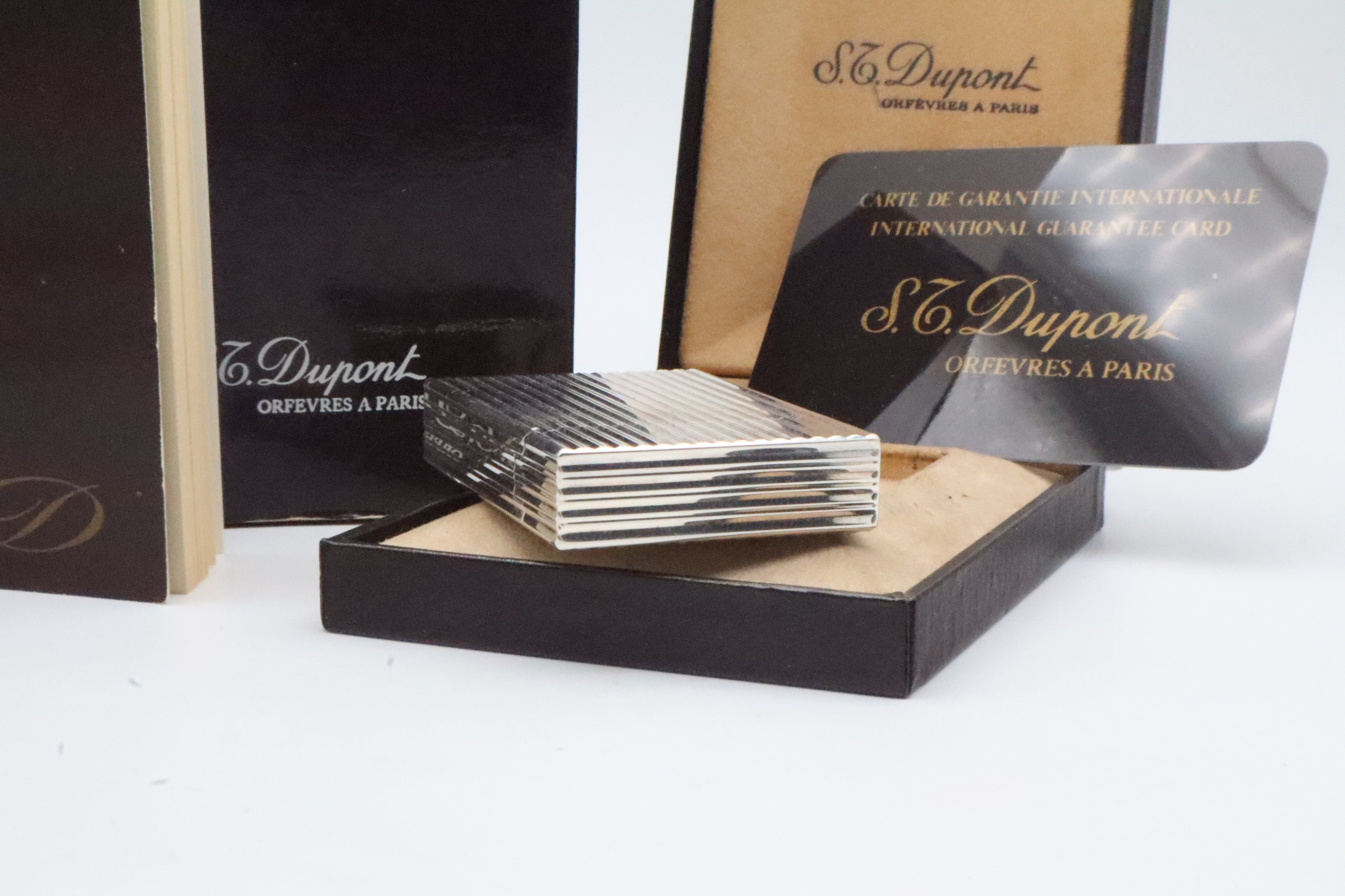S.T. Dupont Ligne 2 Silver vertical stripes NOS lighter