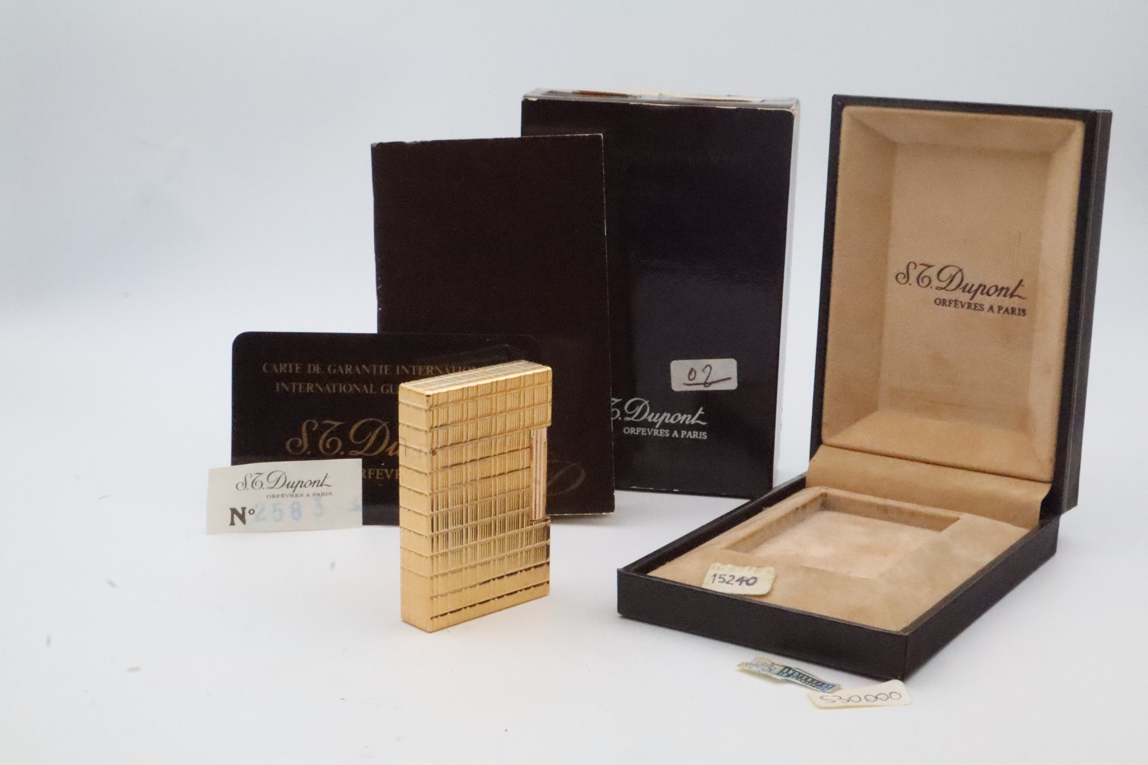 S.T. Dupont Ligne 2 gold Prince of Wales NOS lighter
