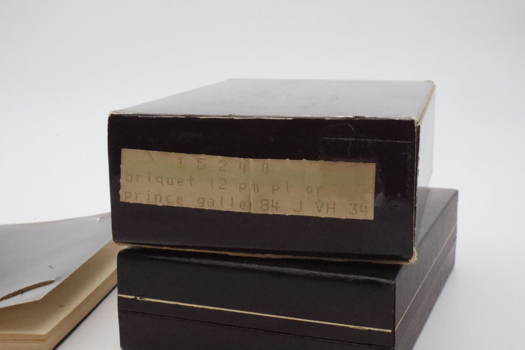S.T. Dupont Ligne 2 gold Prince of Wales NOS lighter