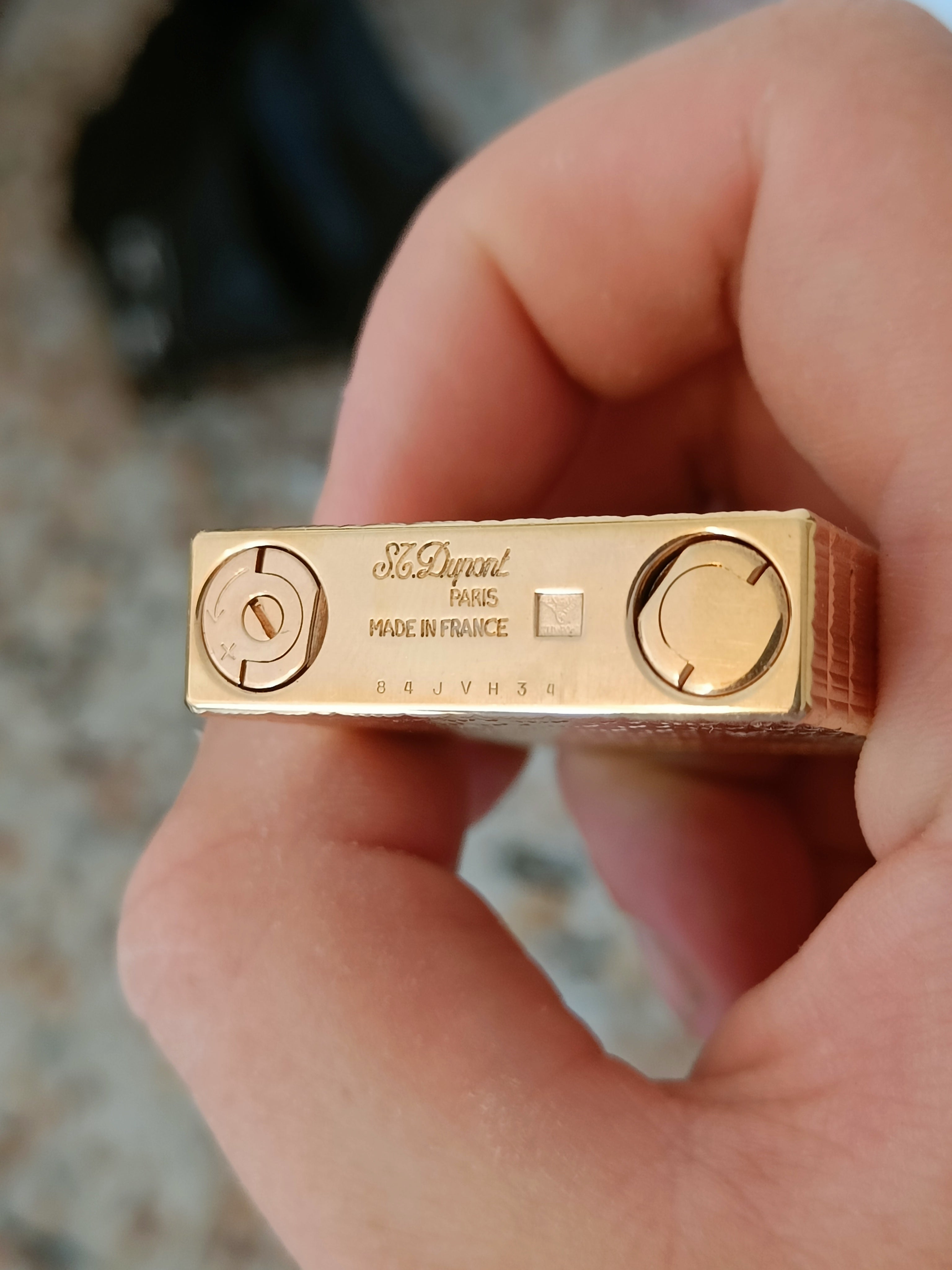 S.T. Dupont Ligne 2 gold Prince of Wales NOS lighter