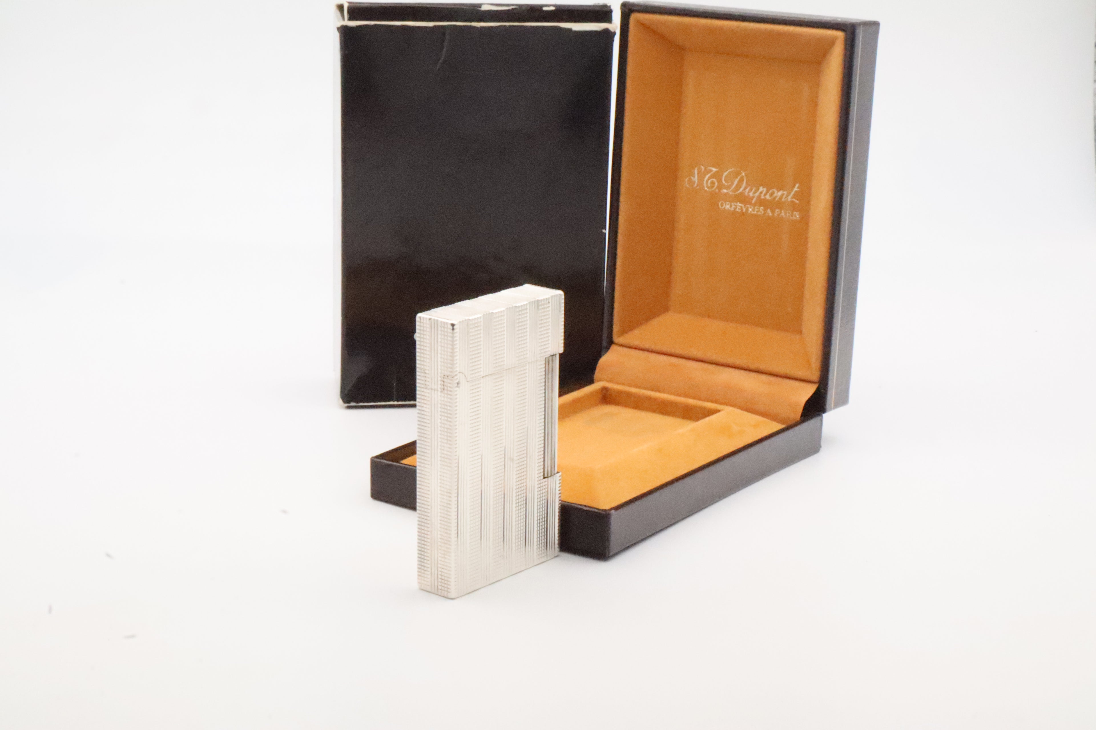 S.T. Dupont Ligne 2 silver vertical stripes lighter in new old stock condition