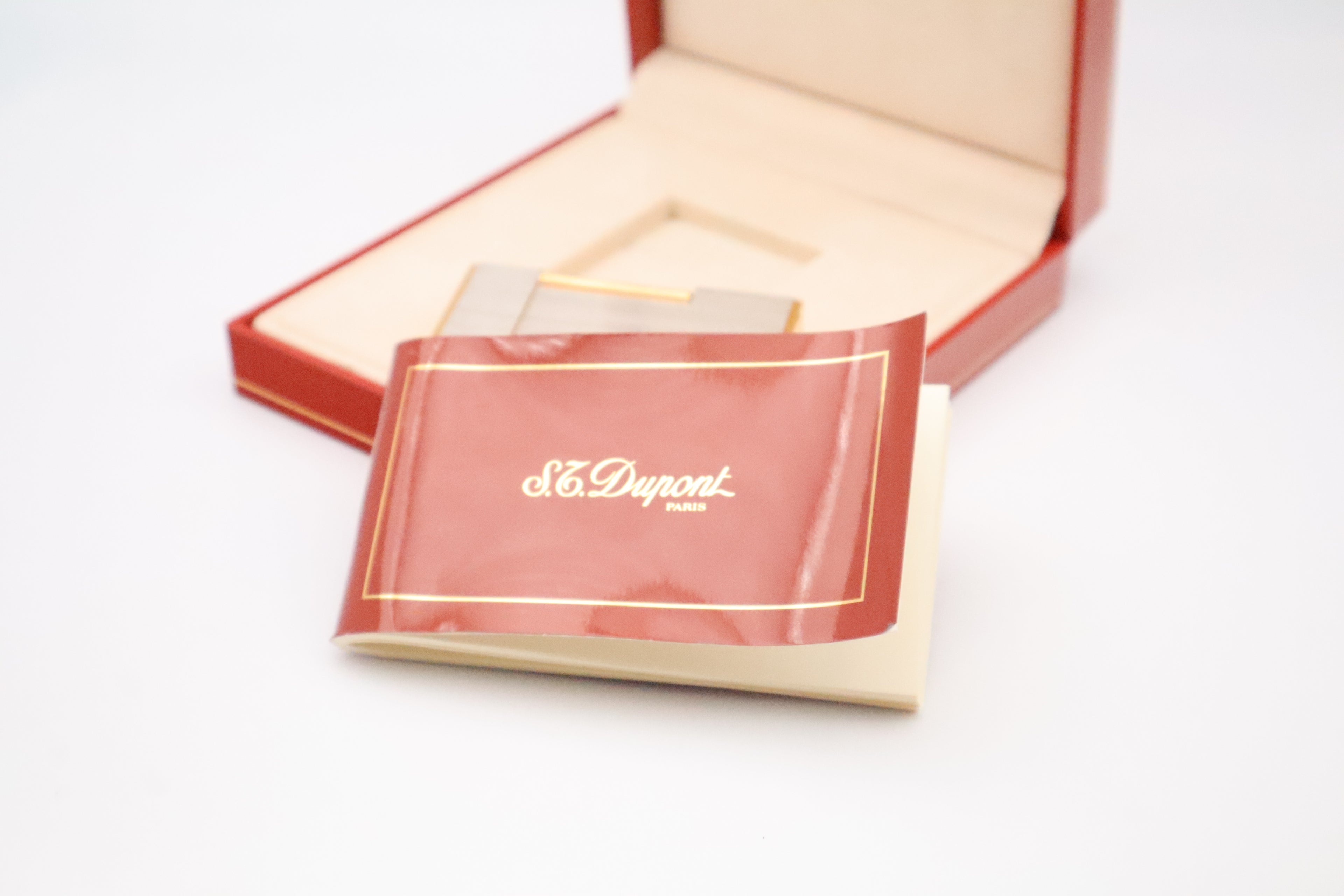 Vintage 1990s S.T. Dupont Ligne 2 Grand Modele brushed silver lighter with box