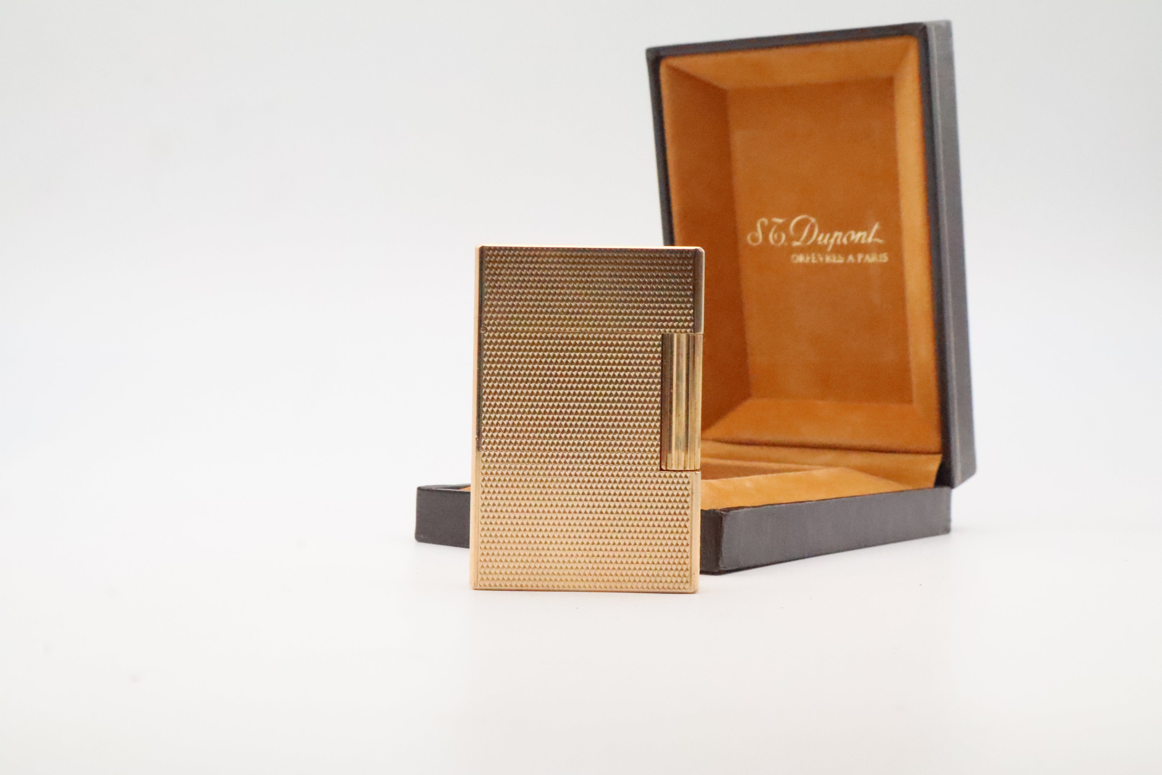 S.T. Dupont Ligne 2 Petit Modele small gold lighter with barleycorn pattern and original box