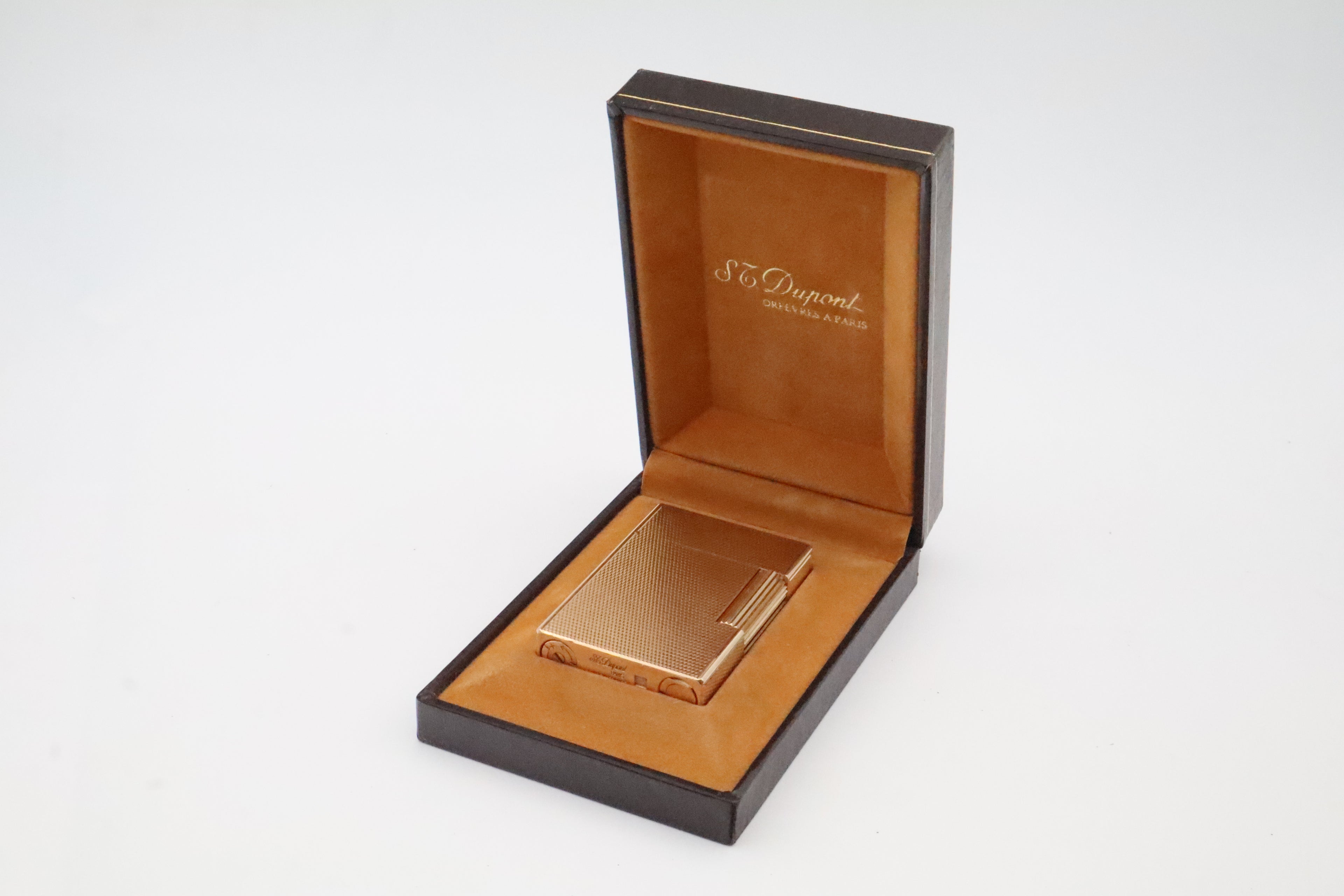 S.T. Dupont Ligne 2 Petit Modele small gold lighter with barleycorn pattern and original box
