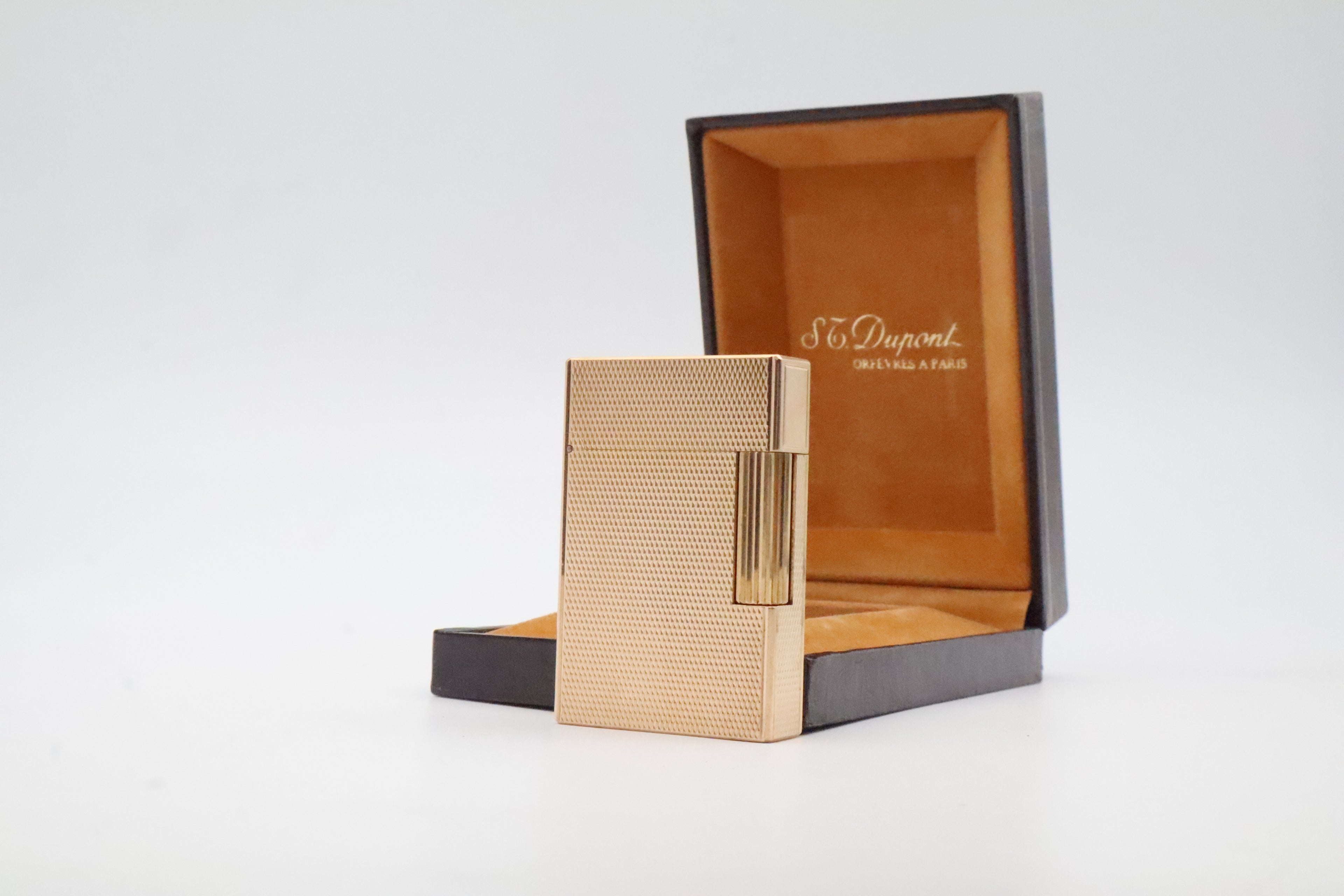 S.T. Dupont Ligne 2 Petit Modele small gold lighter with barleycorn pattern and original box
