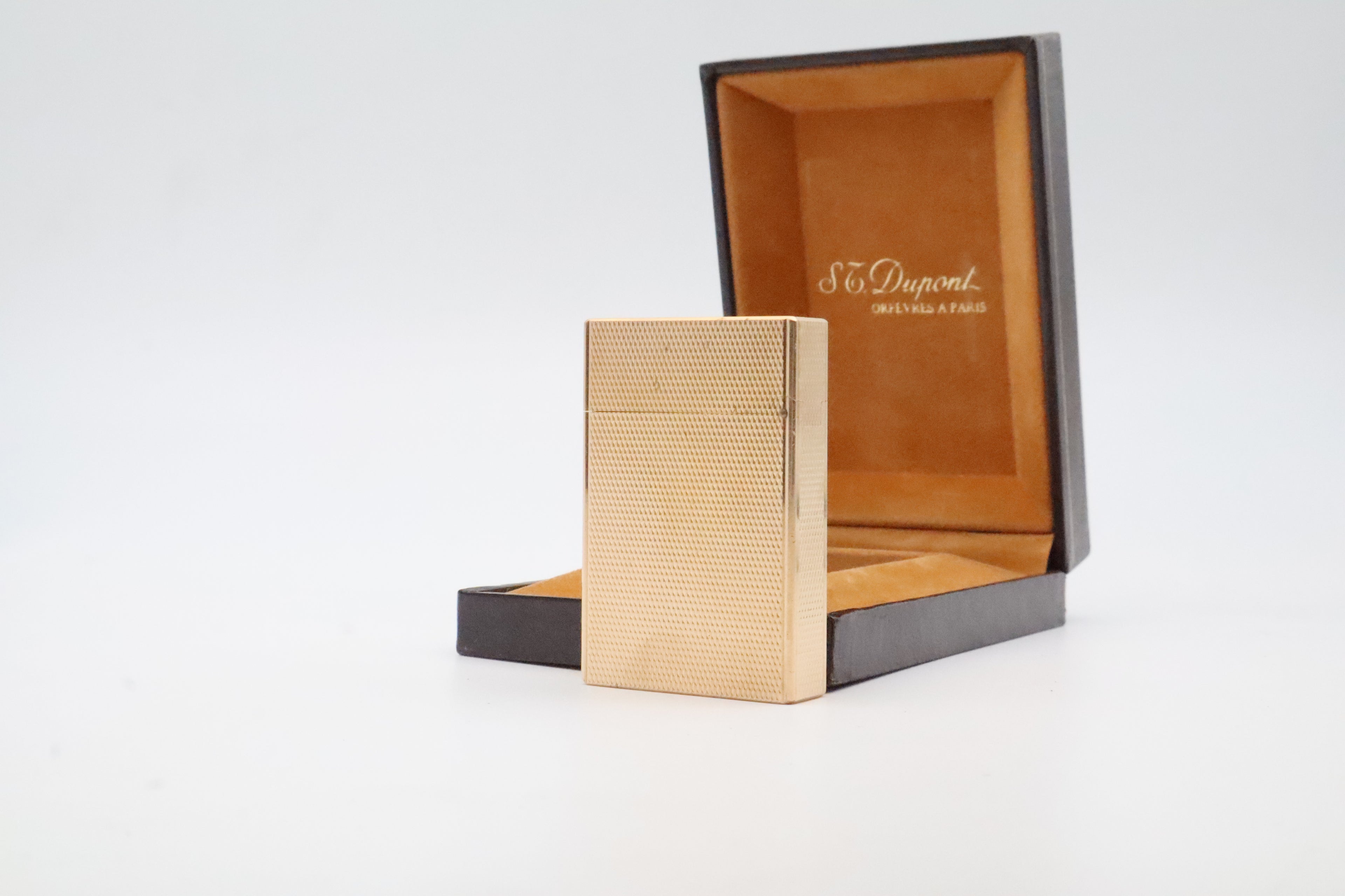 S.T. Dupont Ligne 2 Petit Modele small gold lighter with barleycorn pattern and original box