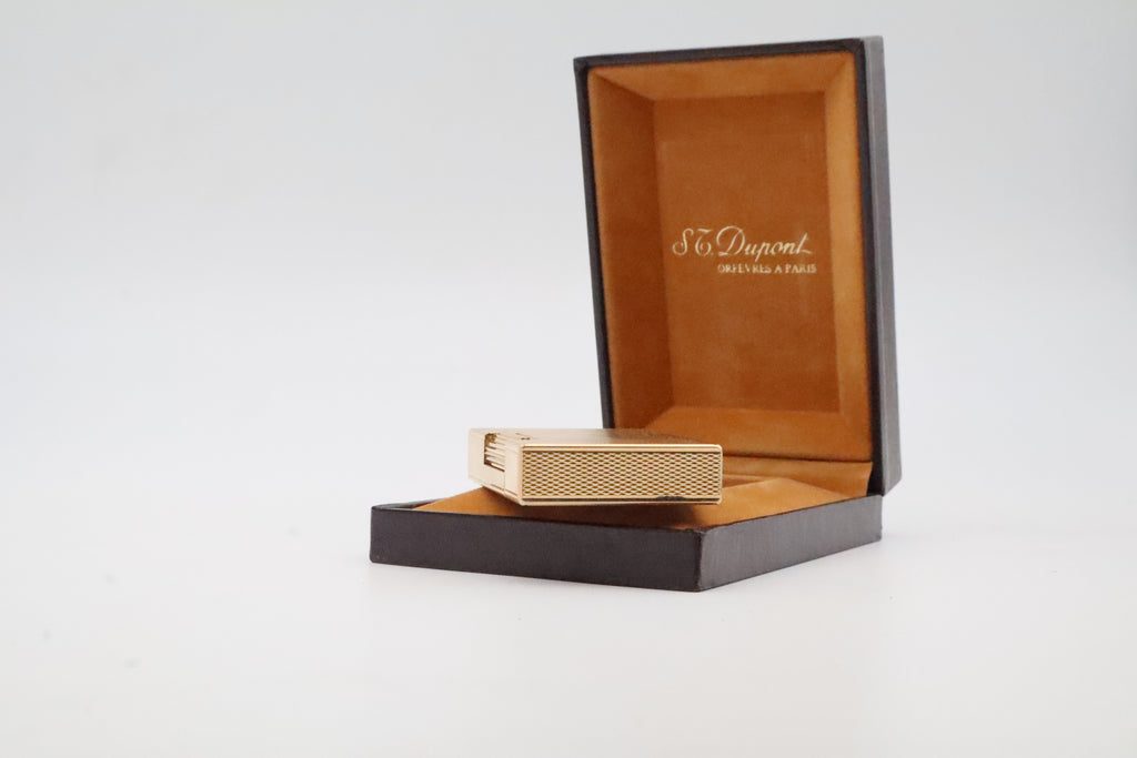 S.T. Dupont Ligne 2 Petit Modele small gold lighter with barleycorn pattern and original box