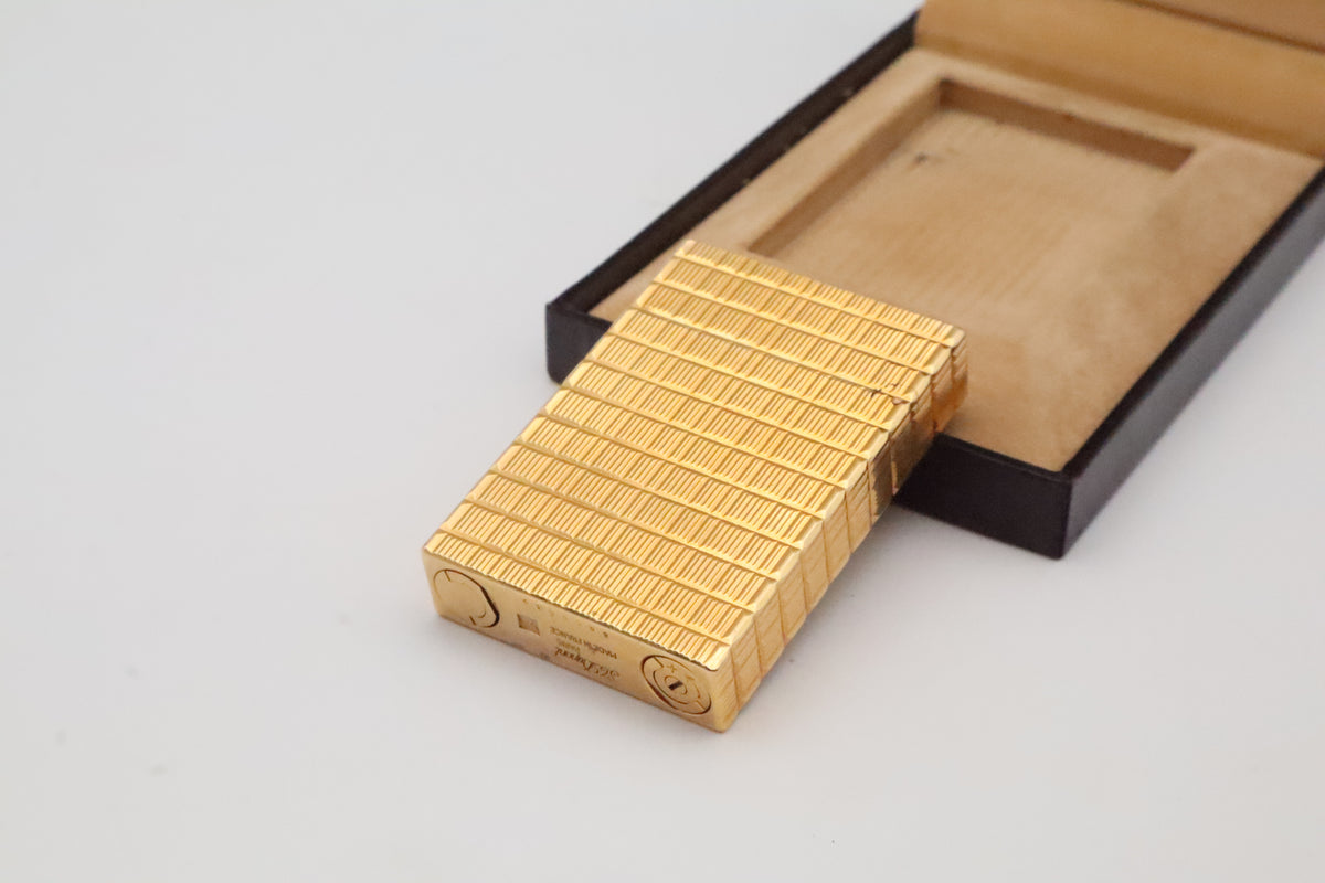 S.T. Dupont Ligne 2 Petit Modele gold Prince of Wales lighter, reference 15240, with original box