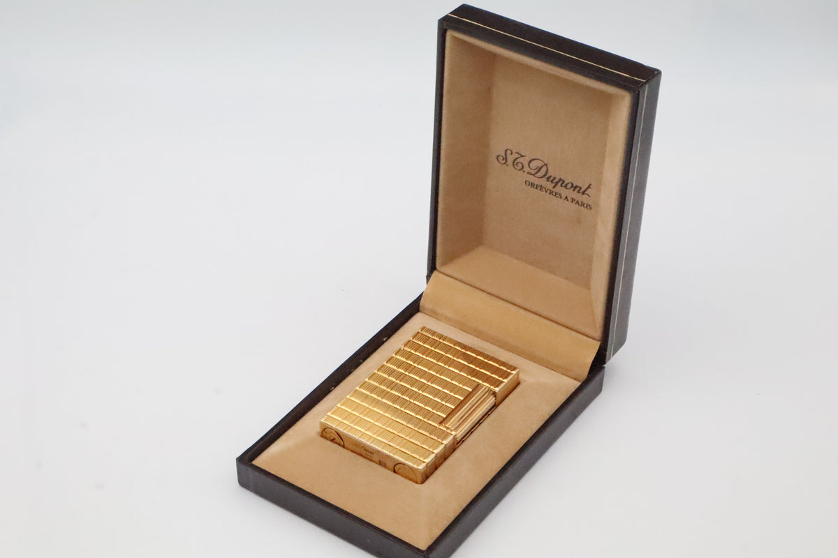 S.T. Dupont Ligne 2 Petit Modele gold Prince of Wales lighter, reference 15240, with original box