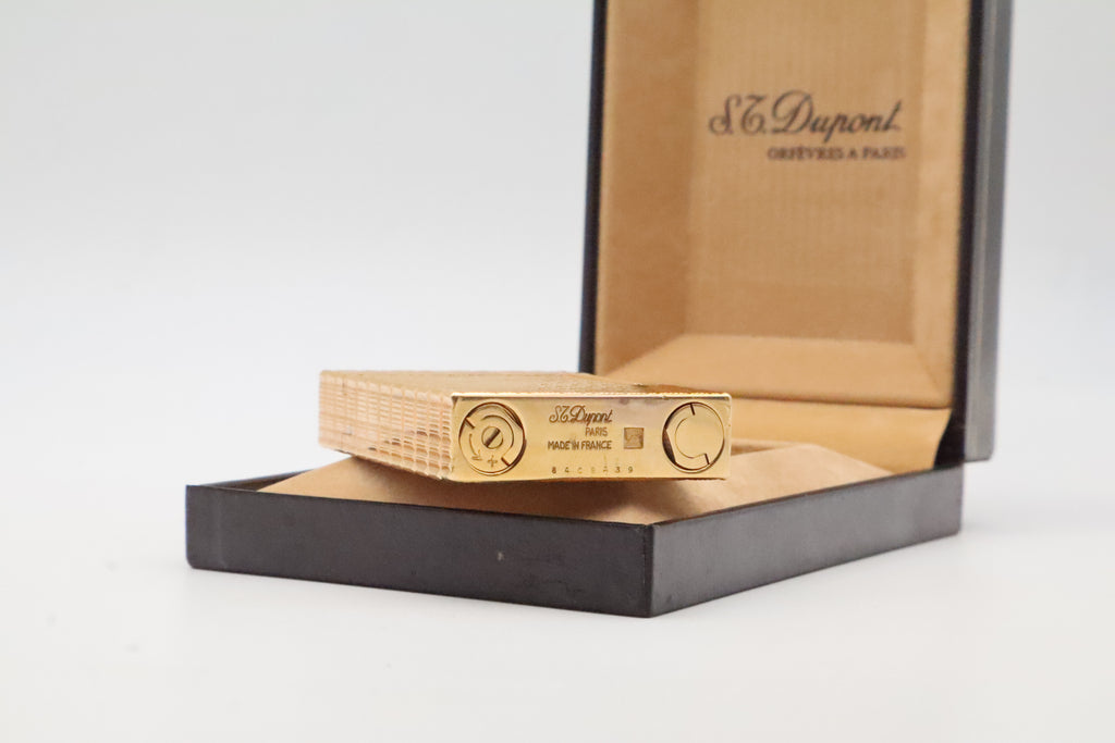 S.T. Dupont Ligne 2 Petit Modele gold Prince of Wales lighter, reference 15240, with original box