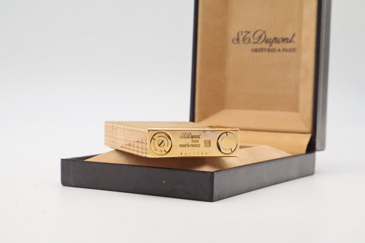 S.T. Dupont Ligne 2 Petit Modele gold Prince of Wales lighter, reference 15240, with original box