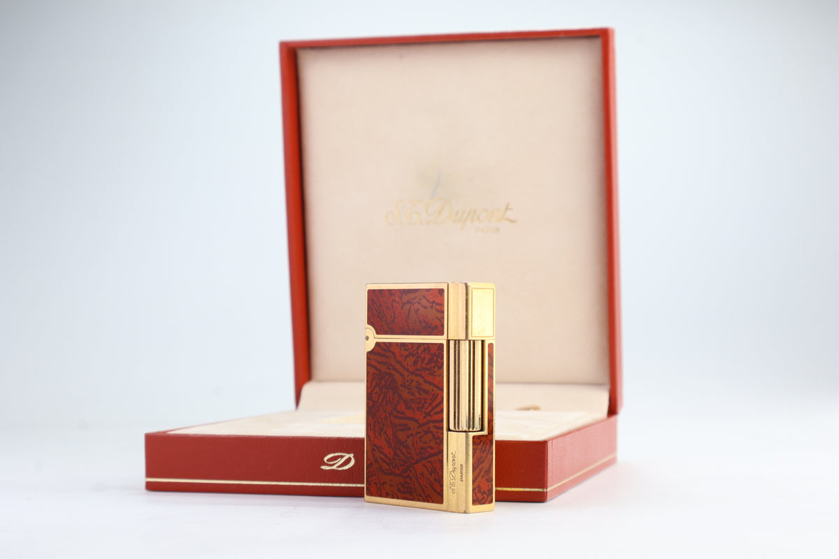 S.T. Dupont Gatsby red laque de chine lighter with box