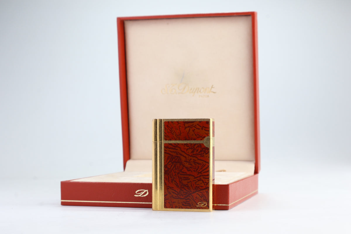 S.T. Dupont Gatsby red laque de chine lighter with box
