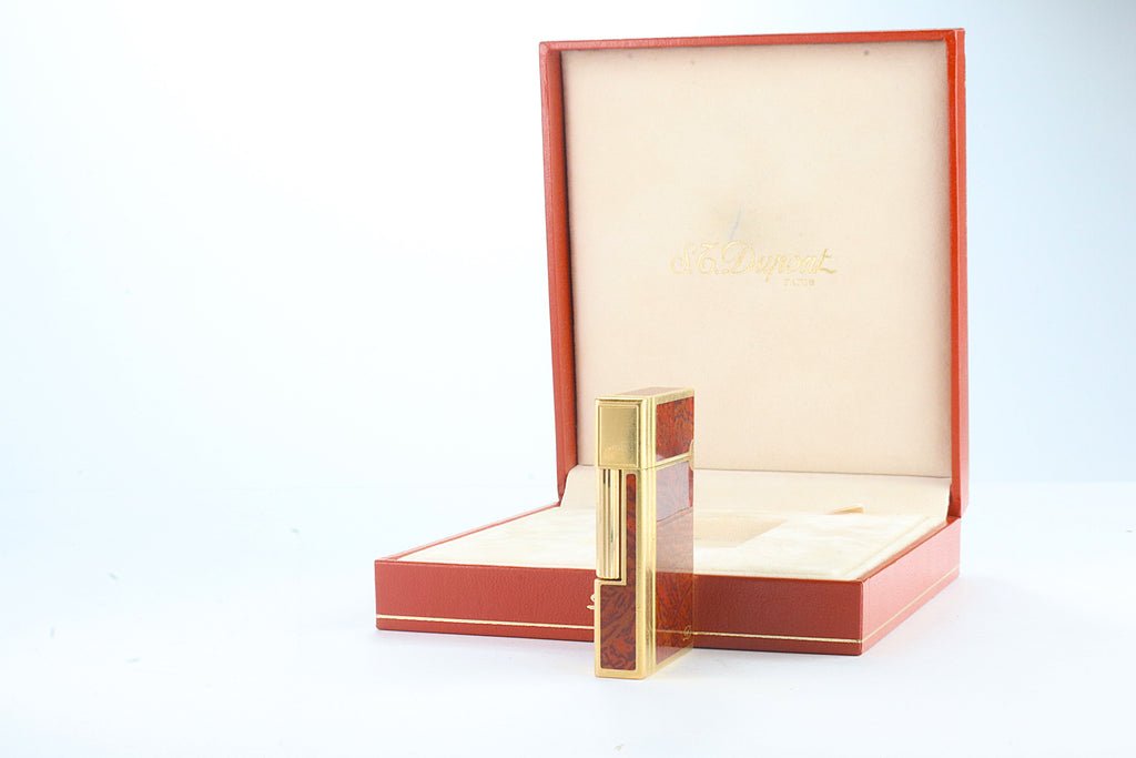 S.T. Dupont Gatsby lighter in marbled red laque de chine with gold plated trim, in its original red box