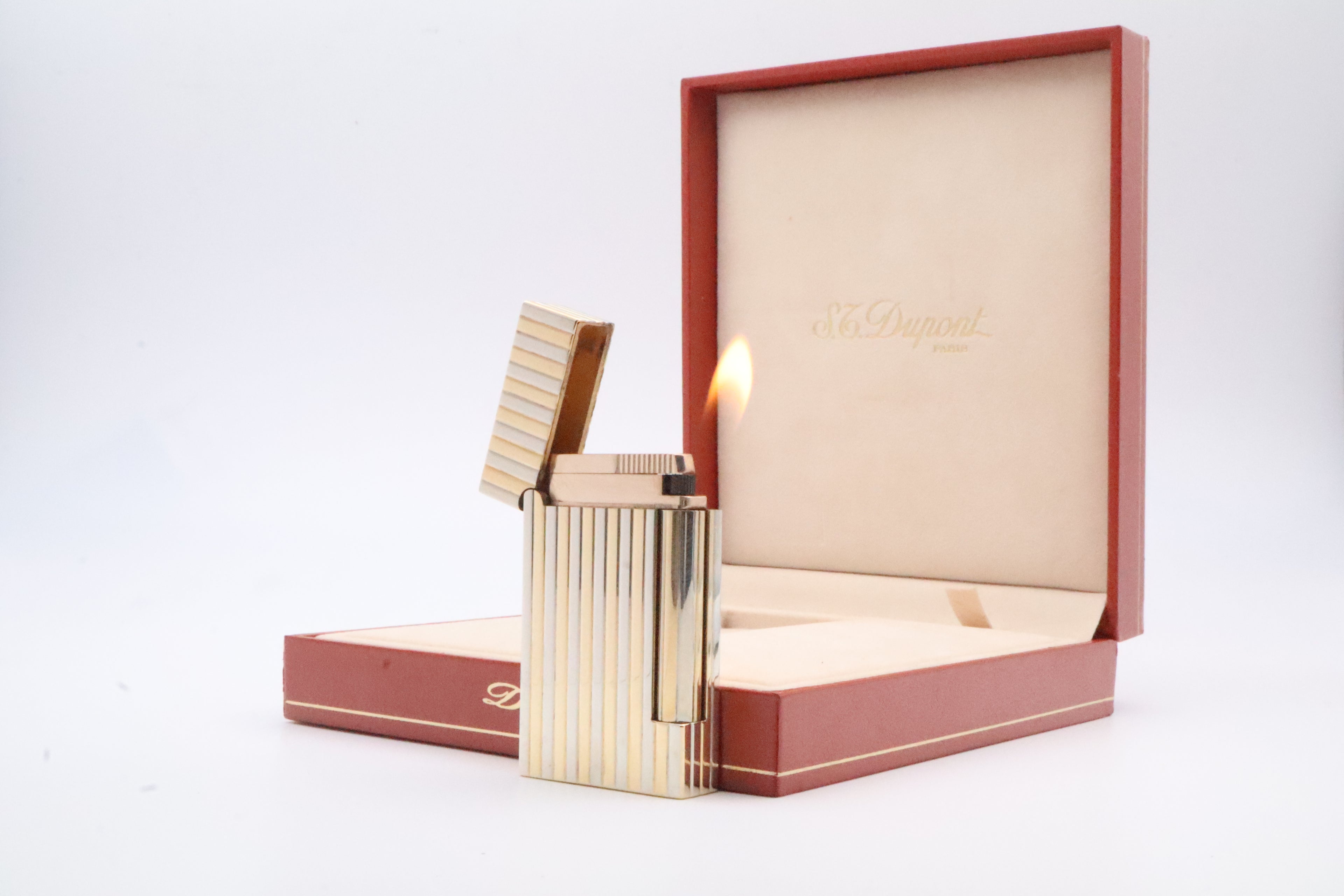Unique Solid 18k Gold S.T. Dupont Ligne D lighter