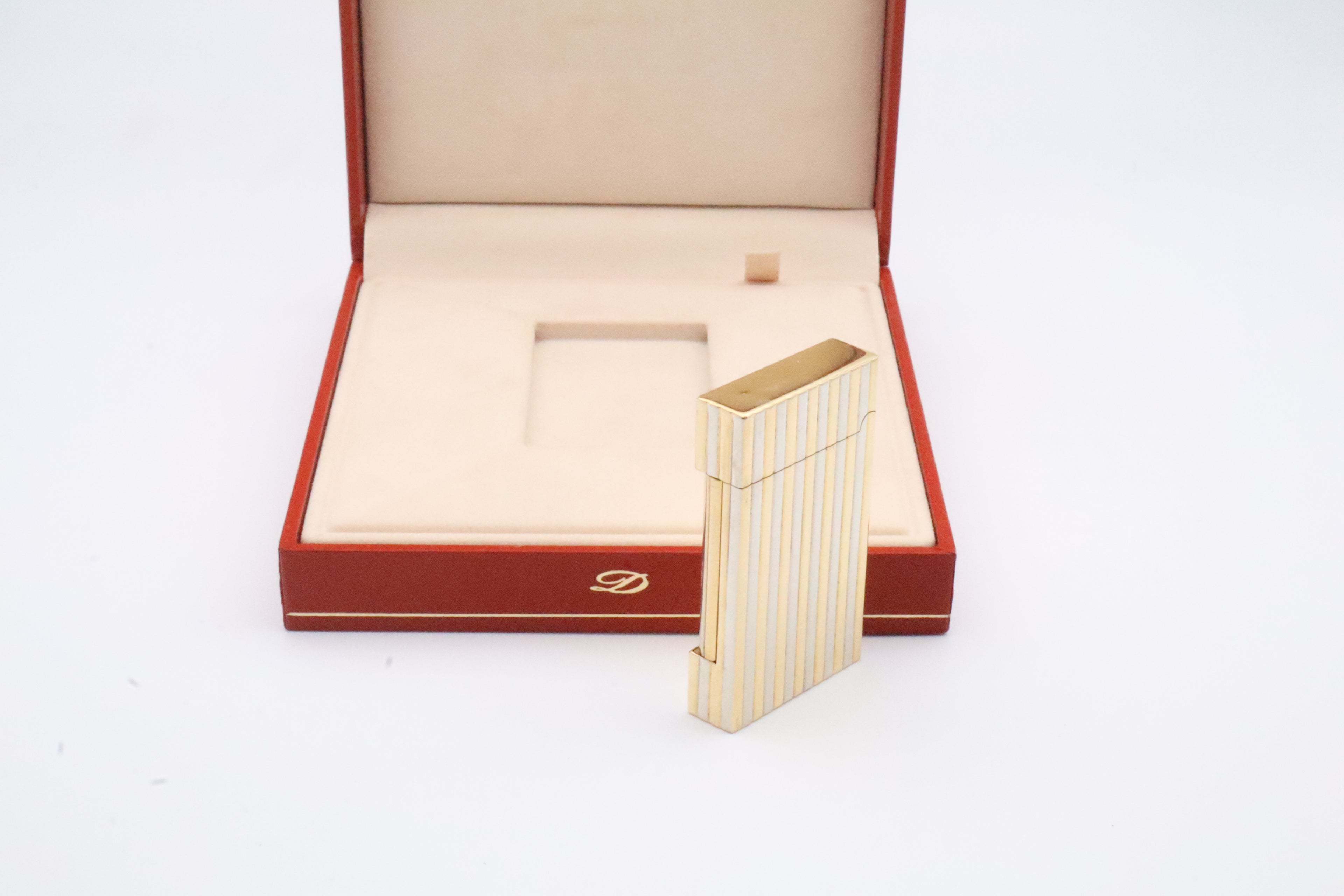 Unique Solid 18k Gold S.T. Dupont Ligne D lighter